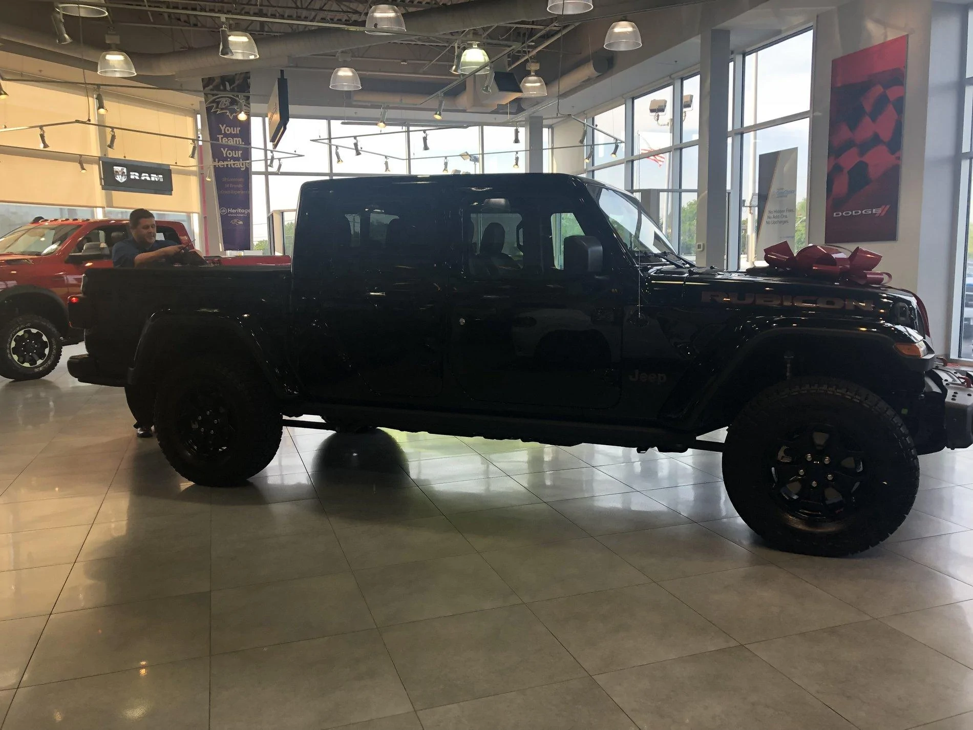 Jeep Gladiator Launch Edition Gladiator has been delivered! A55CC500-D08B-4DE1-BE5D-BC70B7B9EC8C