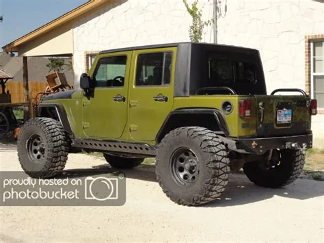 Jeep Gladiator Anybody toying with bobbing the bed? th (32)