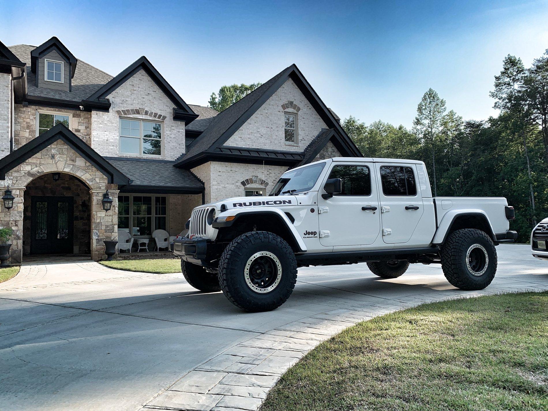 Jeep Gladiator Gladiators on Mopar 2" Lift Kit 82B1709B-7CF9-485A-8F42-9EF7855FB227