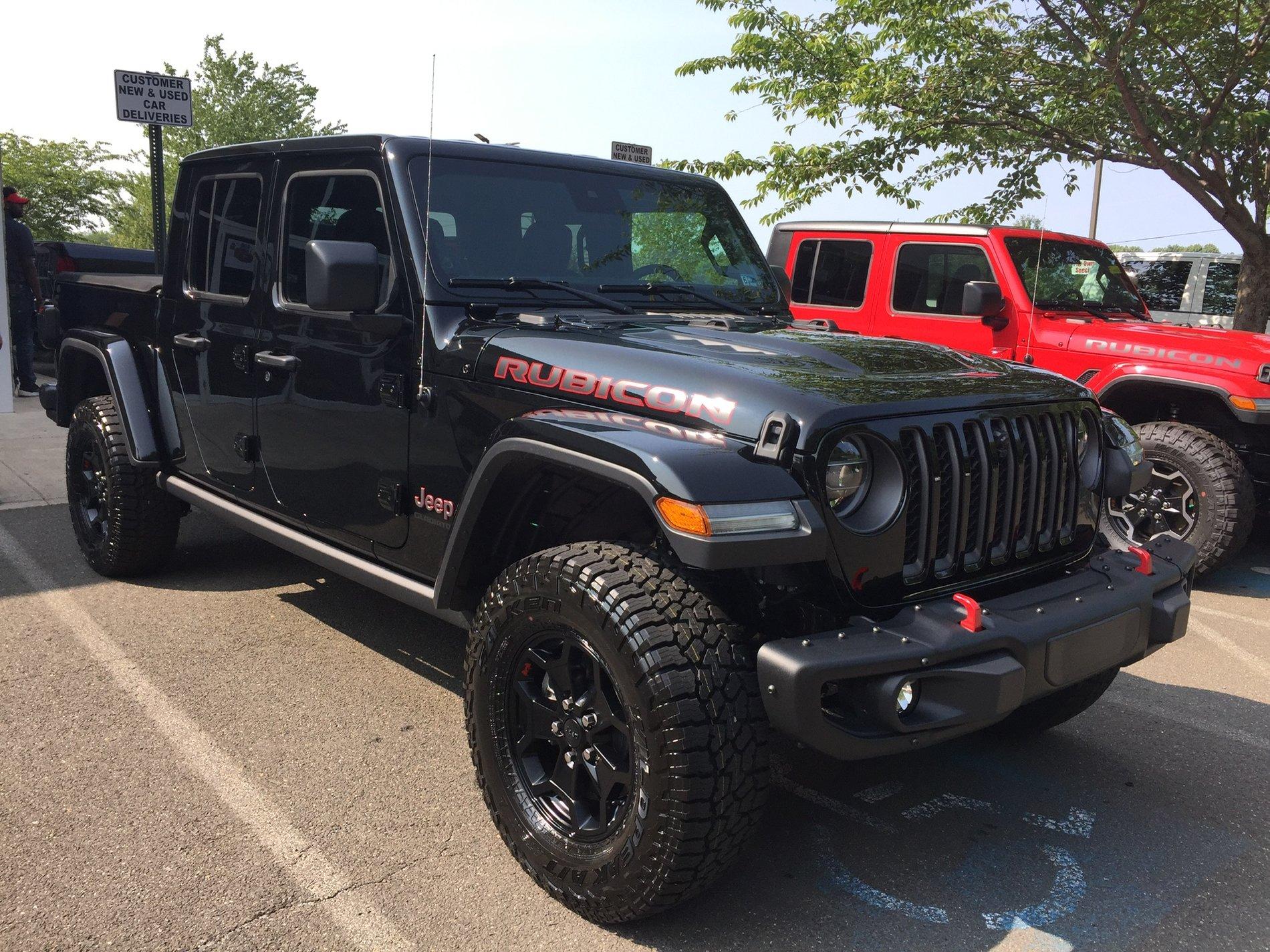 Jeep Gladiator Took Delivery of Your JT? Sign in Here! 97377F7A-1EFC-4898-A730-7DE290327DD9