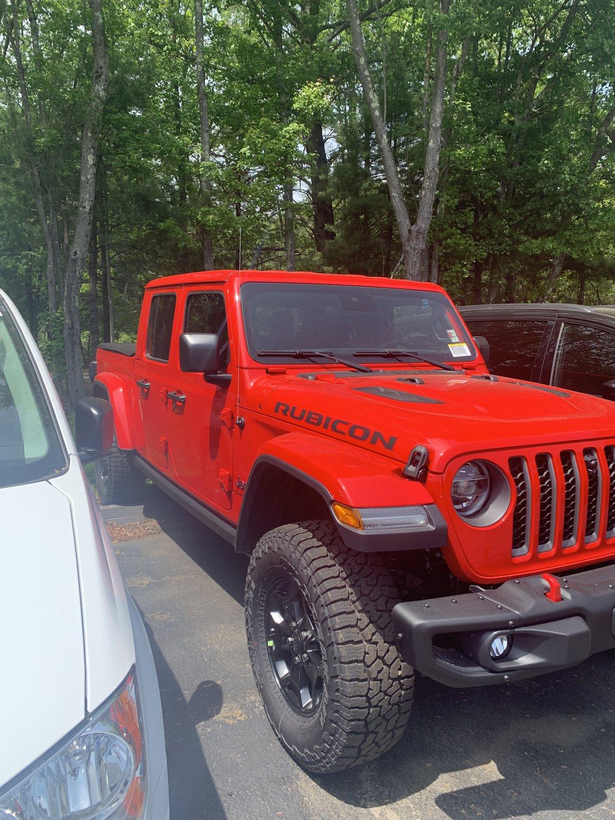 Jeep Gladiator Red launch edition on dealer lot in central Massachusetts 9C518EF2-6874-4964-B72F-B3A8065F5087