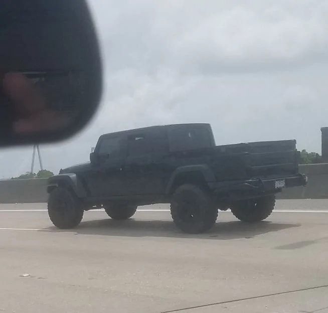 Jeep Gladiator Rex3 this you? C4507EFF-1C35-4CF3-9D6E-AC043016D977