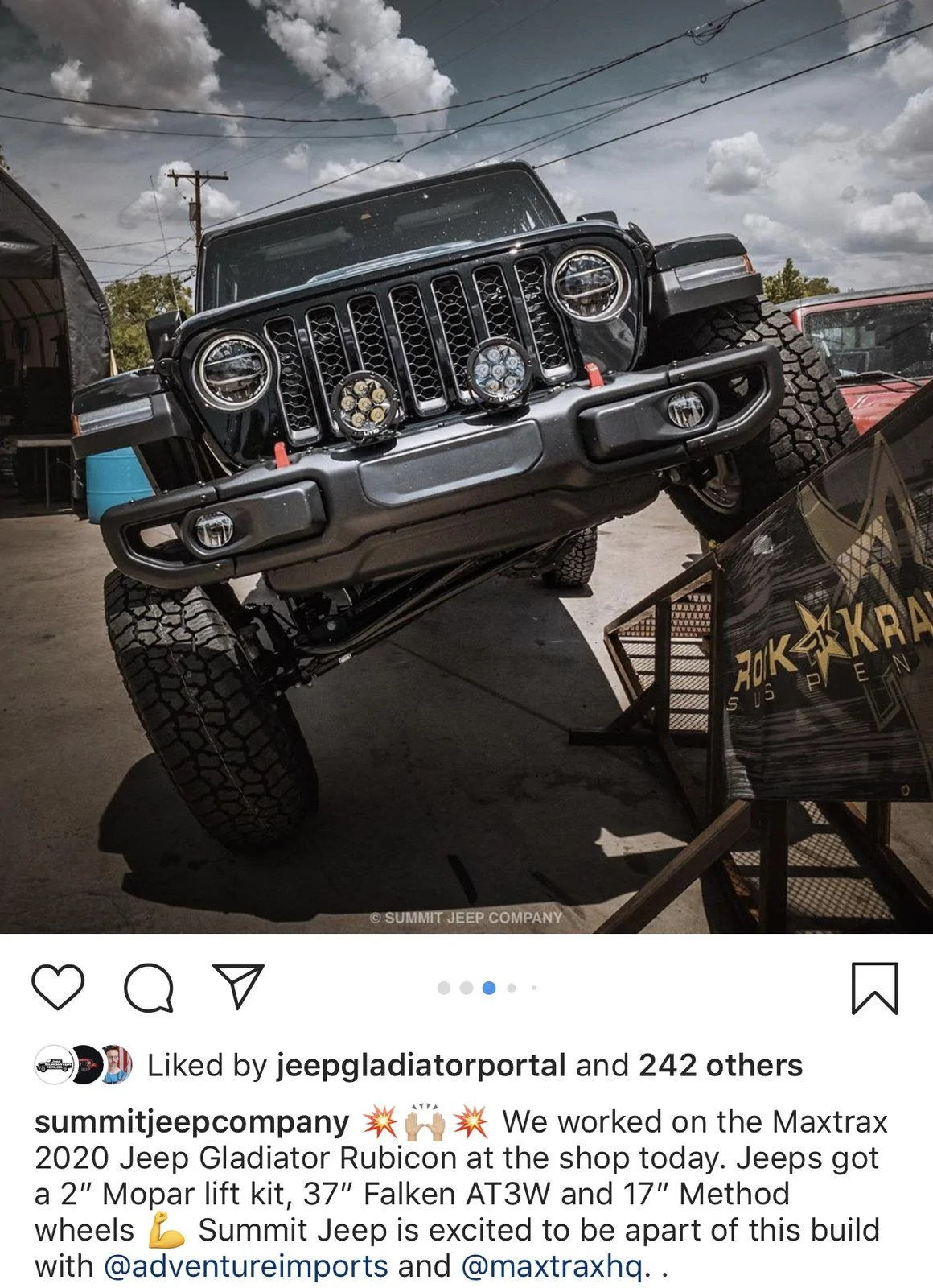 Jeep Gladiator BLACK Gladiator JT Club E7B31520-E359-4632-A30D-B0604C0E2CE9