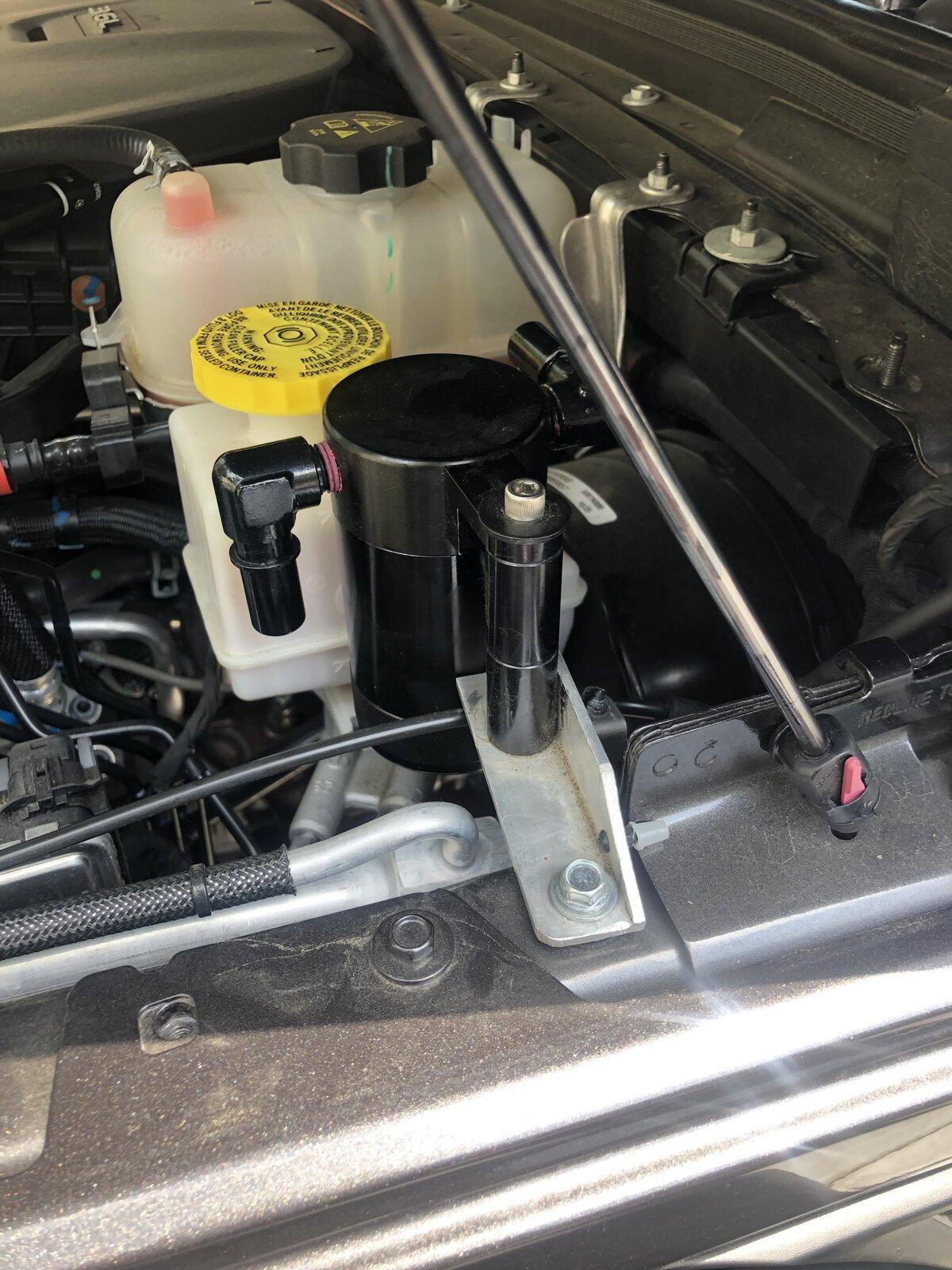 Jeep Gladiator SOLD - UPR Catch Can tempImageKxXoKG
