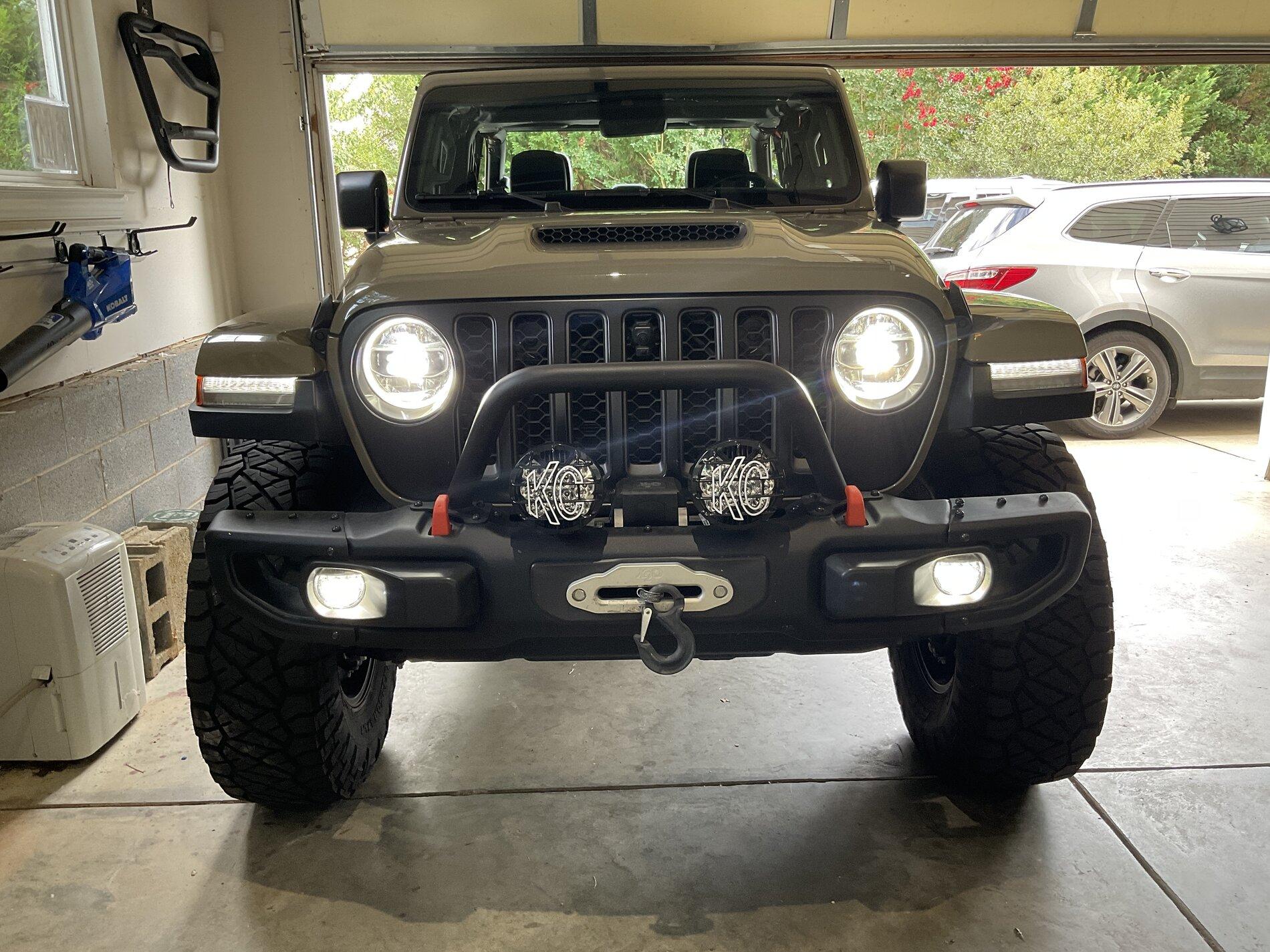 Jeep Gladiator Mojave Aftermarket Bumpers image