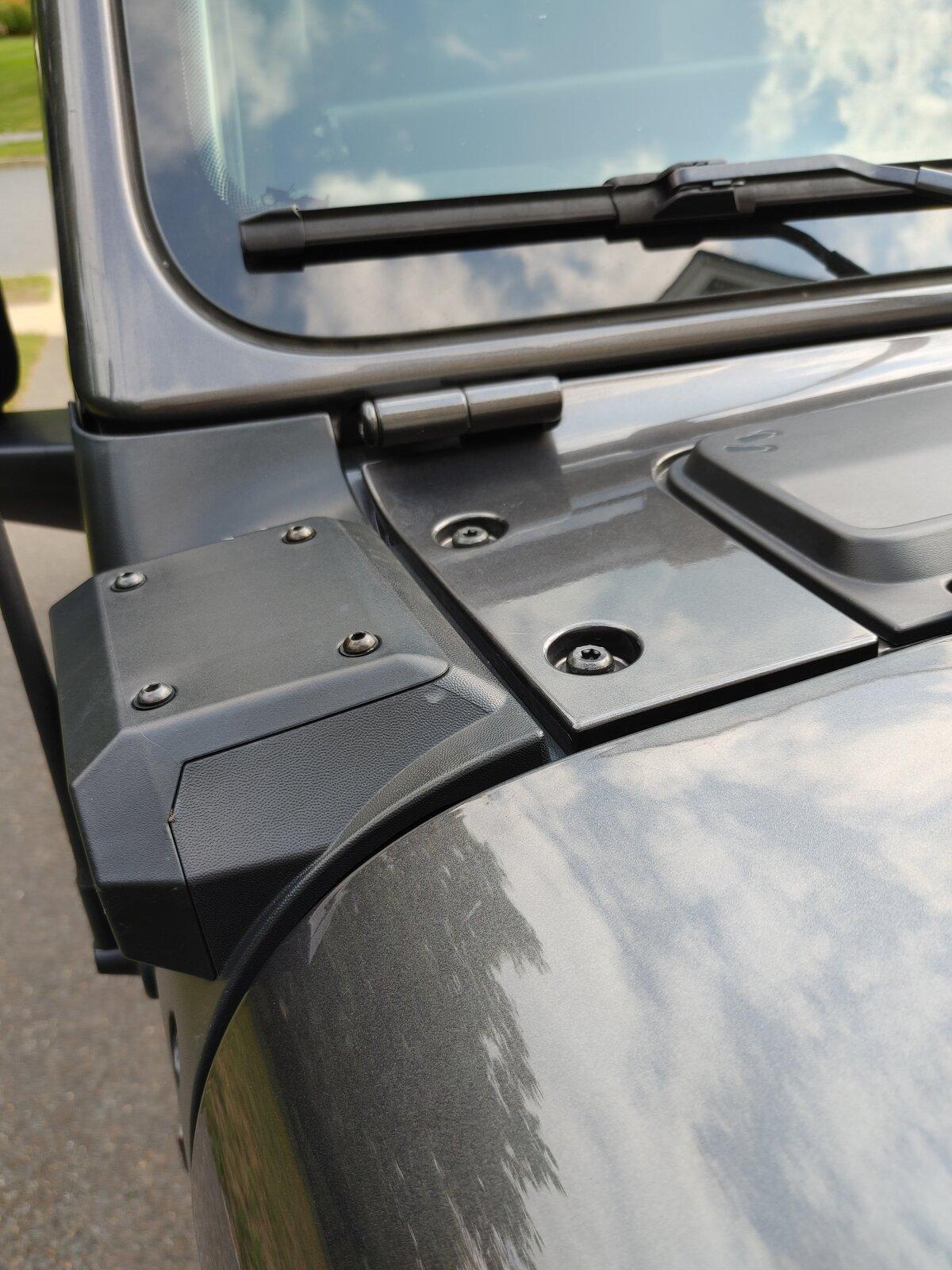 Jeep Gladiator Quad LED mount with Rugged Ridge Snorkel 0718211645_HDR