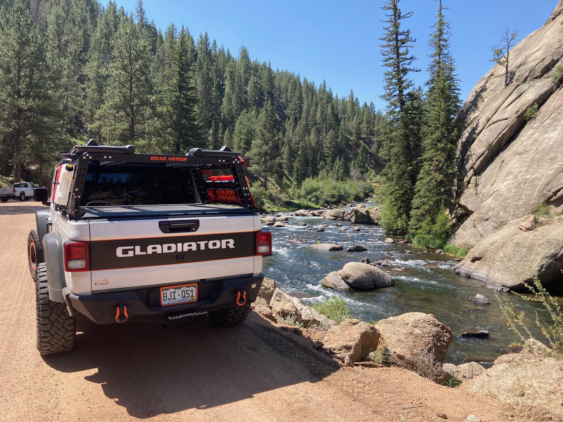 Jeep Gladiator Gladiator Glamour Shots 11mile-canyon