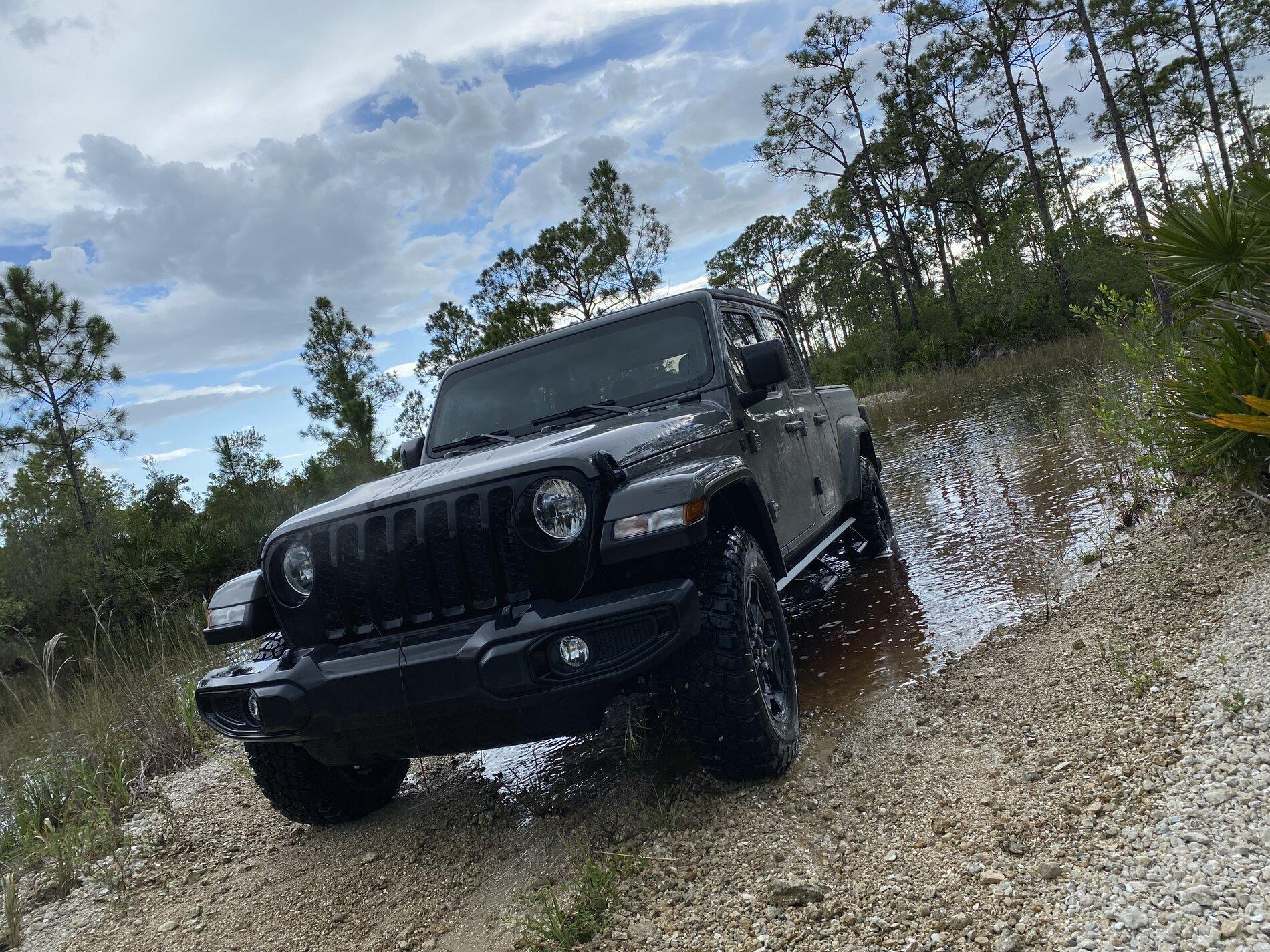Jeep Gladiator What did you do WITH your Gladiator today? 412CDD24-F7BE-47CF-BAF5-4F3E167759F8