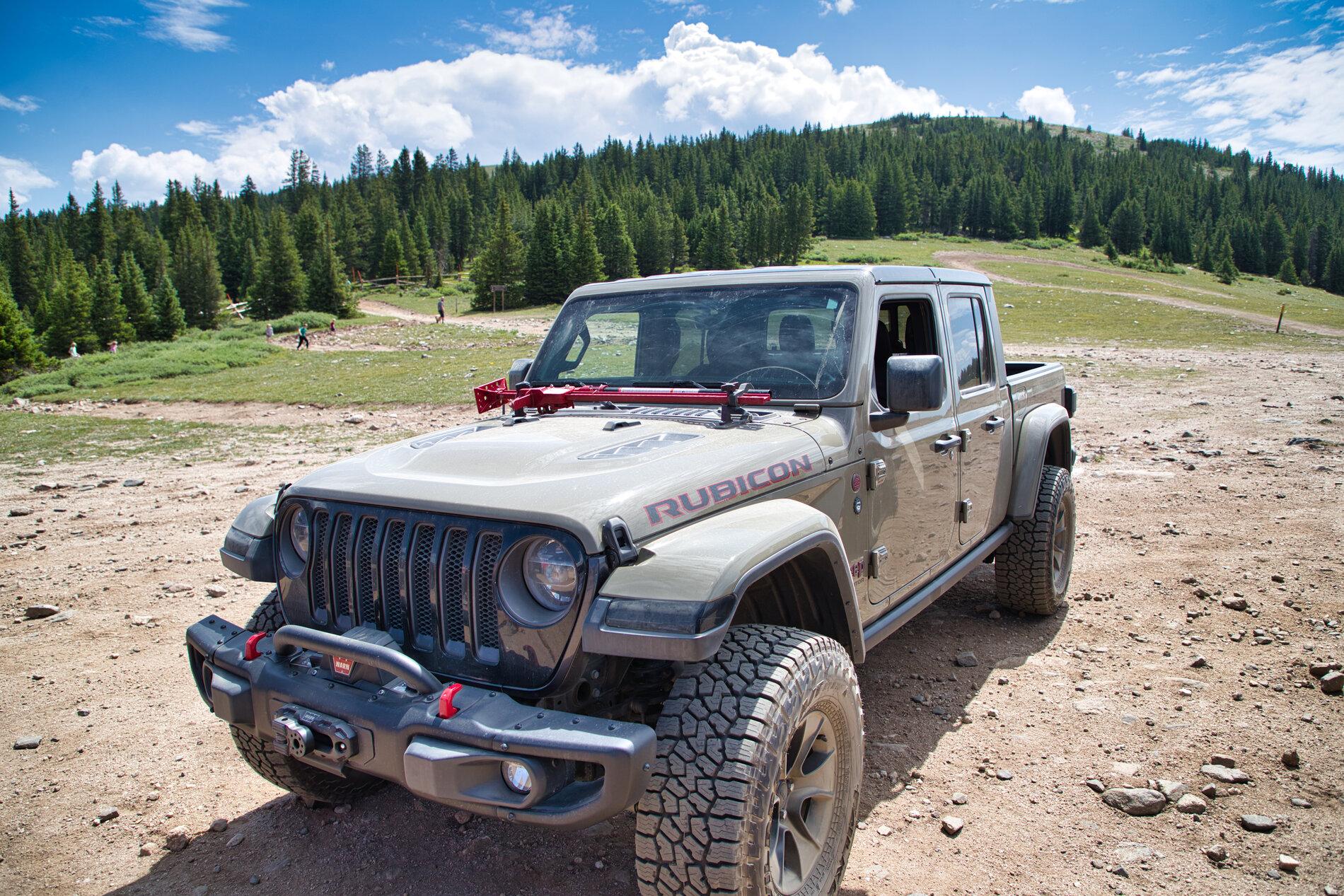 Jeep Gladiator Georgia Pass to Glacier Ridge Road, Middle Fork Swan River and Deer Creek Trails A31I5750