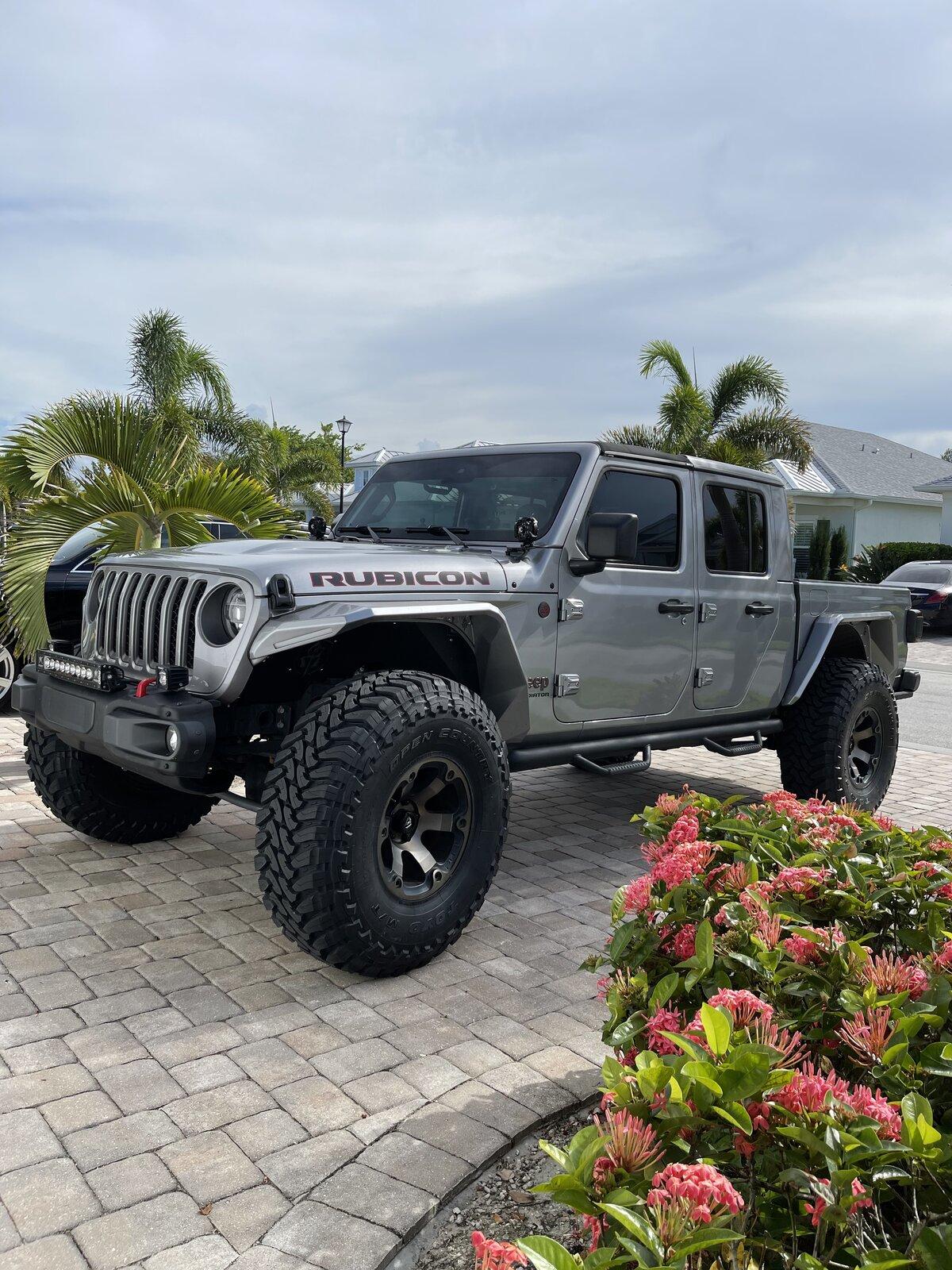 Jeep Gladiator Lets see all those Gladiators with lifts and bigger tires! 3128F004-9F65-4CE3-B77B-8EDE5FAE3CF4