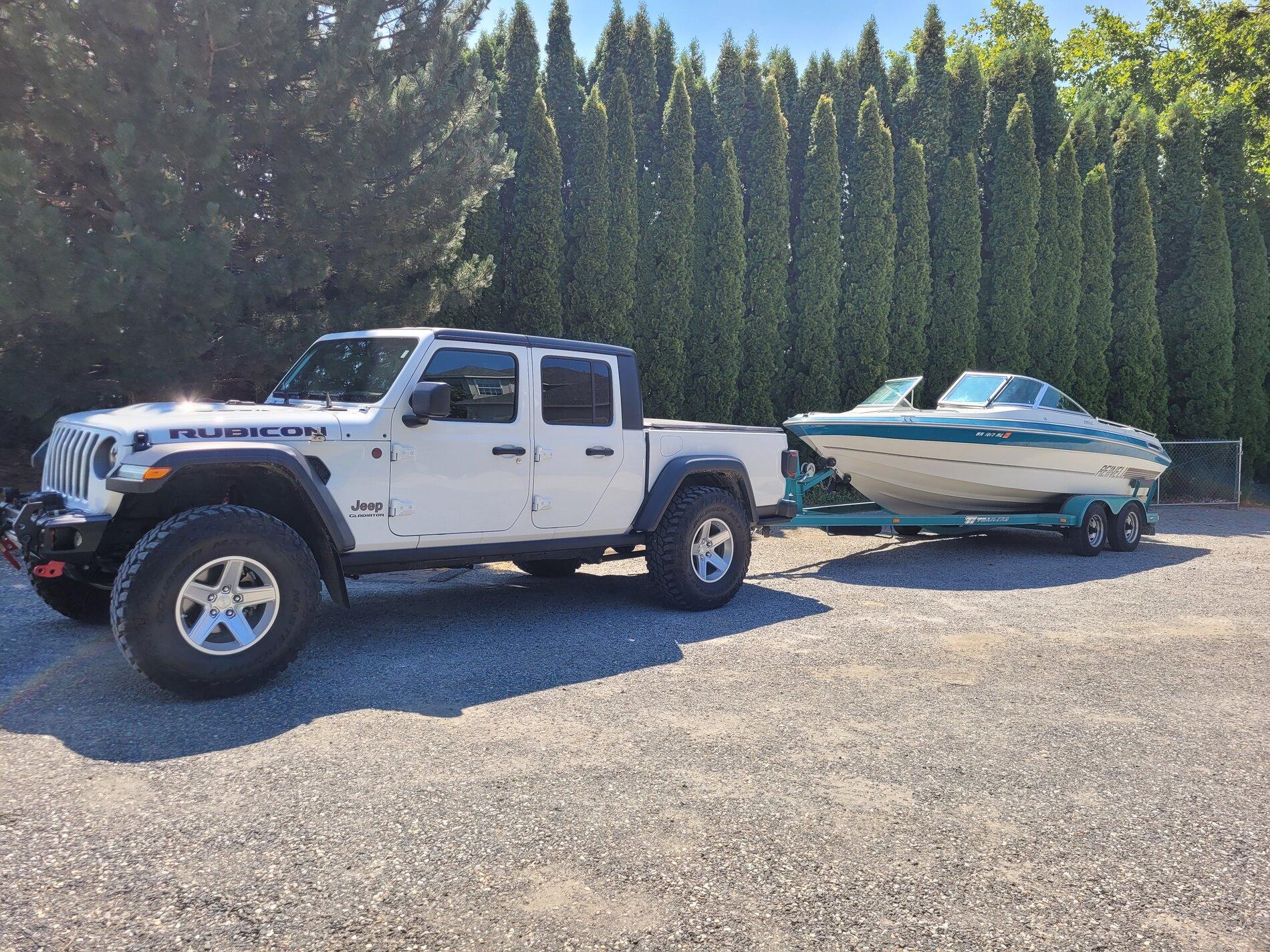 Jeep Gladiator So, what is everybody towing? 20210718_111905