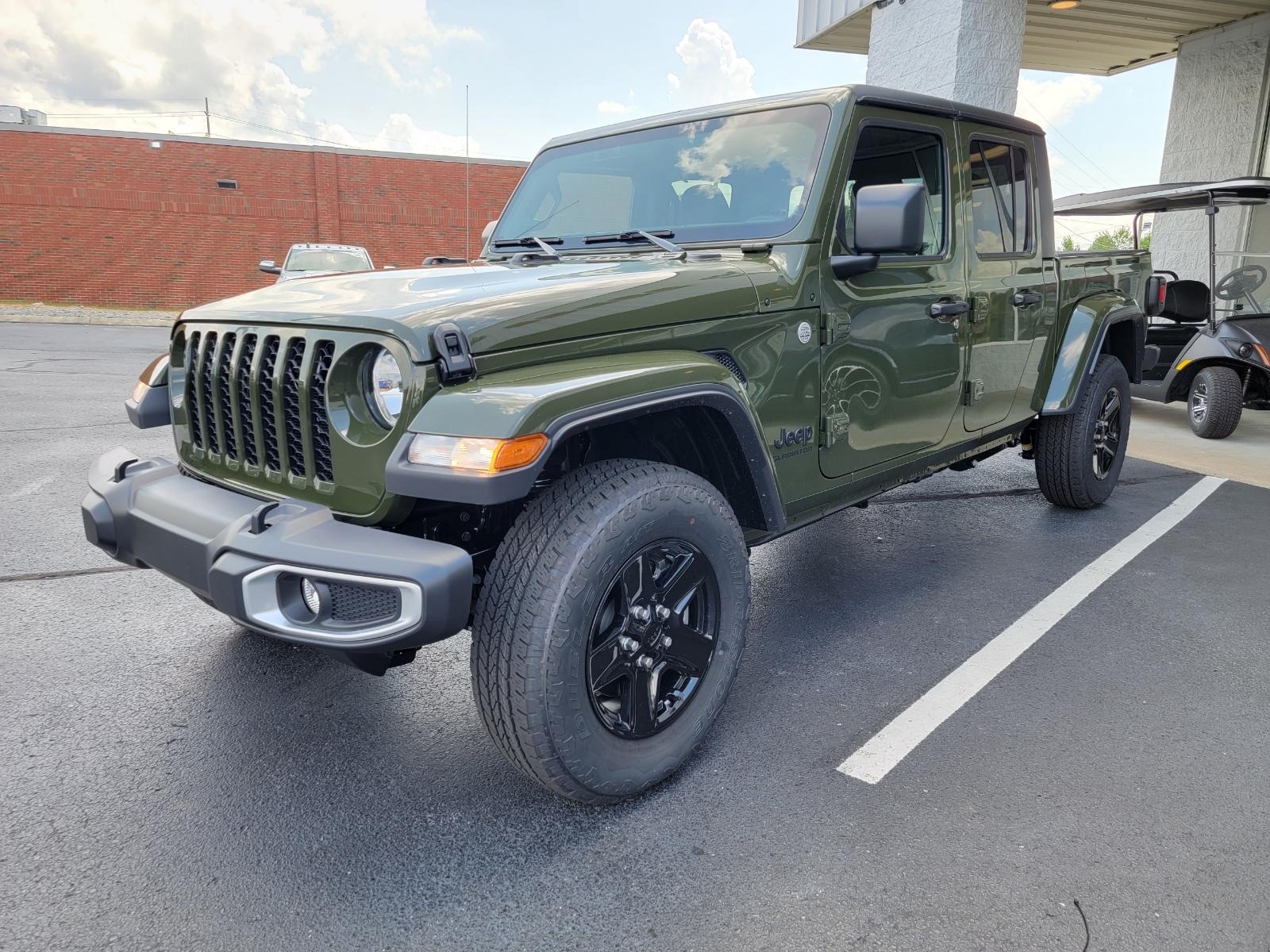 Jeep Gladiator Sarge Green Build Thread, 42s (2025) max tow... overland etc undefined - Imgur