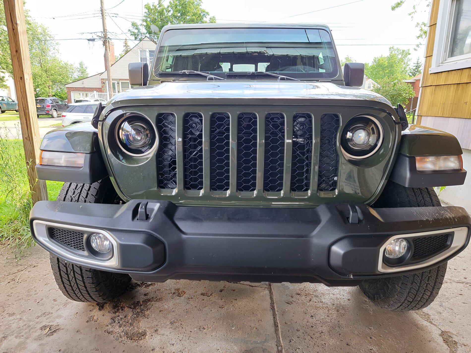 Jeep Gladiator HIDprojectors.com  Bi-LED JL / Gladiator Projector Headlights install & output pics 10