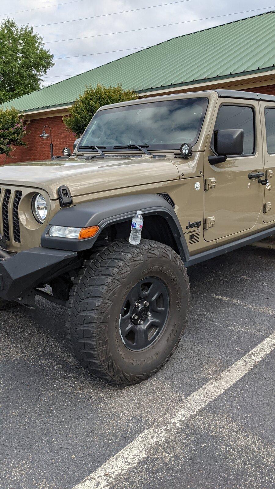 Jeep Gladiator Cowl lights PXL_20210612_133205064