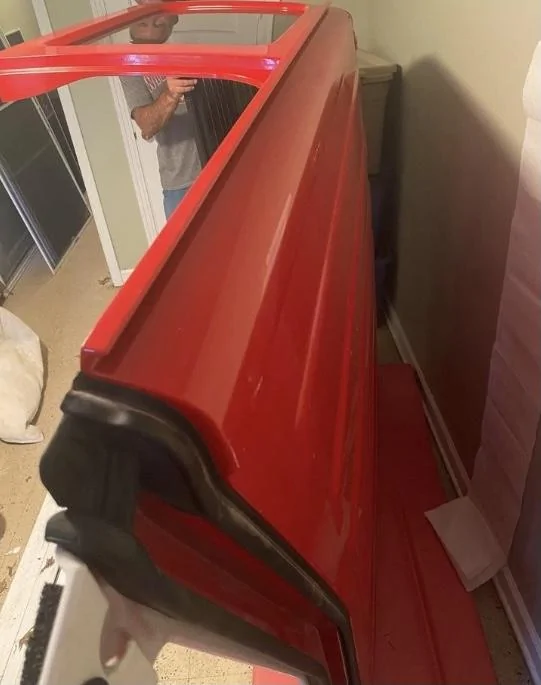 Jeep Gladiator WTS / WTT. OEM Firecracker Red Hardtop FFC9F09E-BE7D-4162-97D7-076BEC4A2629
