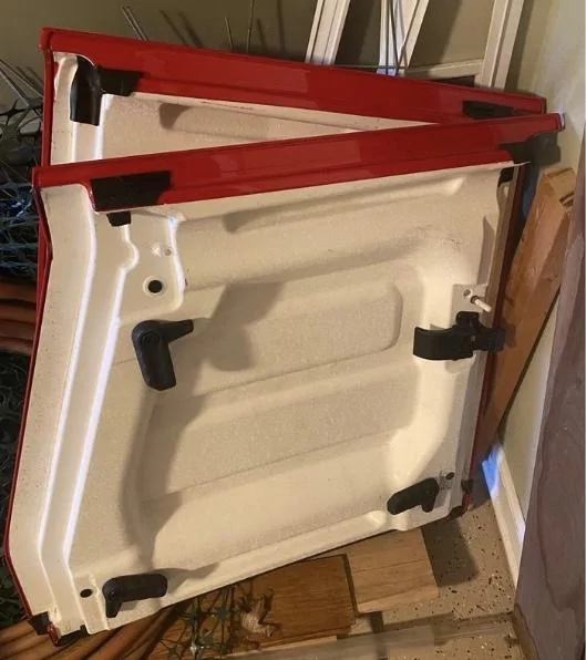 Jeep Gladiator WTS / WTT. OEM Firecracker Red Hardtop 260D0E5C-9D1E-4CEE-9183-55706F366B53