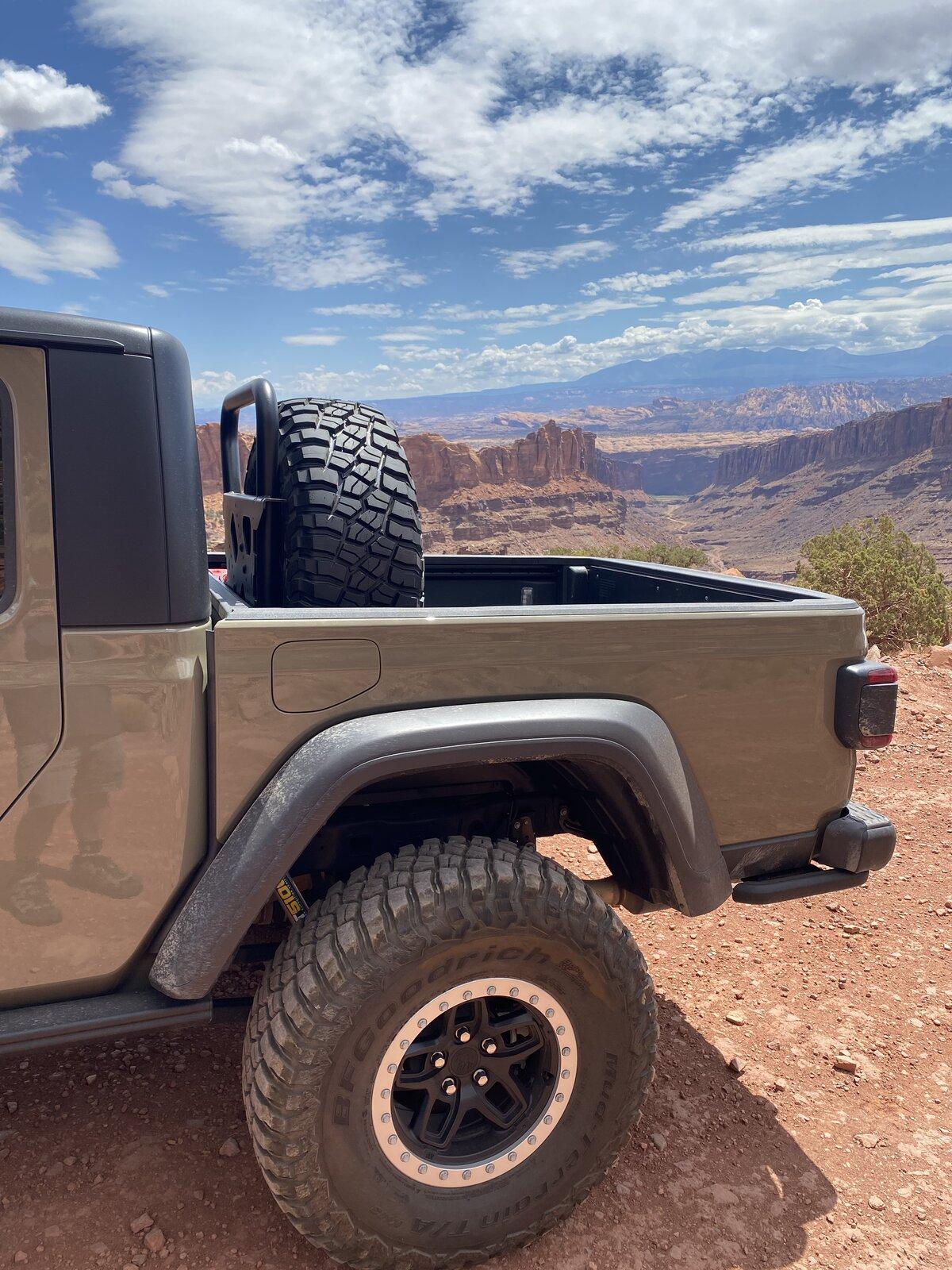 Jeep Gladiator Gator AEV build DF222C05-3A35-4C1D-92FD-A14B9494F569