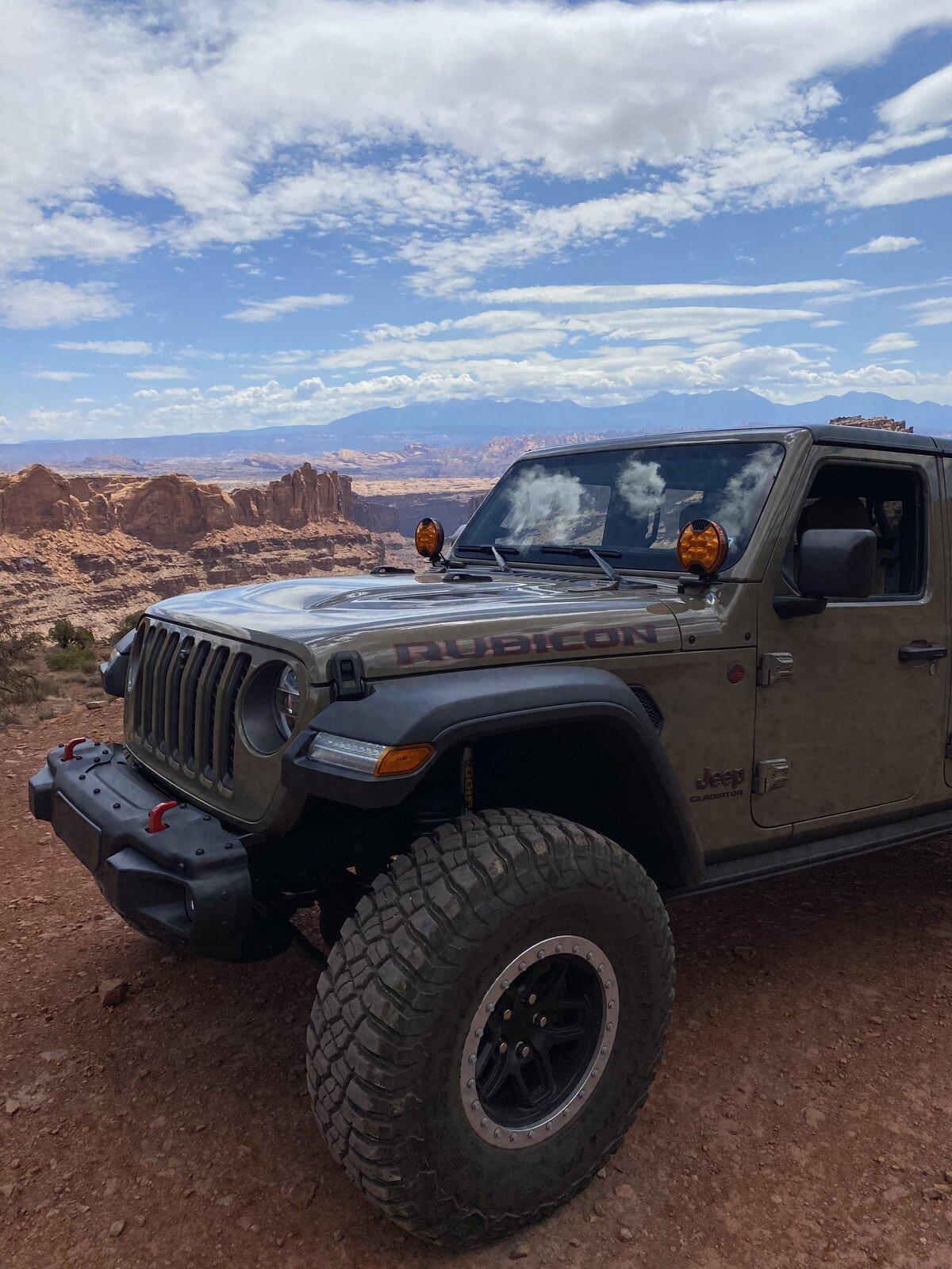 Jeep Gladiator Gator AEV build 2795A506-ED6A-4334-A641-E25A958A6FC3
