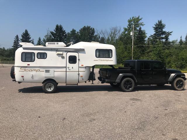 Jeep Gladiator BLACK Gladiator JT Club jeep1