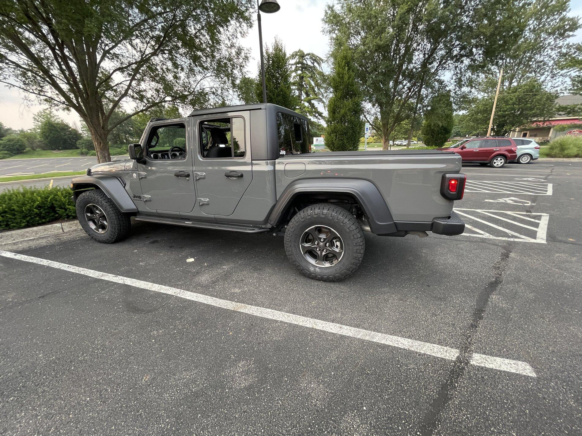 Jeep Gladiator New shoes on the way 34BC98F0-48AC-4AA3-B412-C6454FB4C2CA