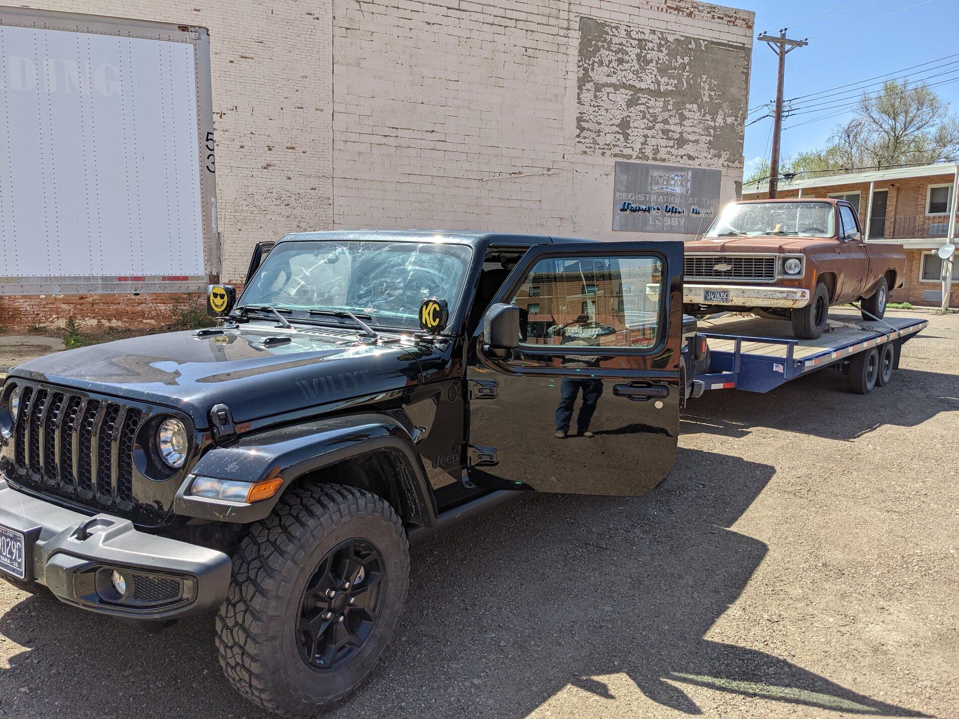Jeep Gladiator What did you HAUL in your JT today? PXL_20210517_203433115