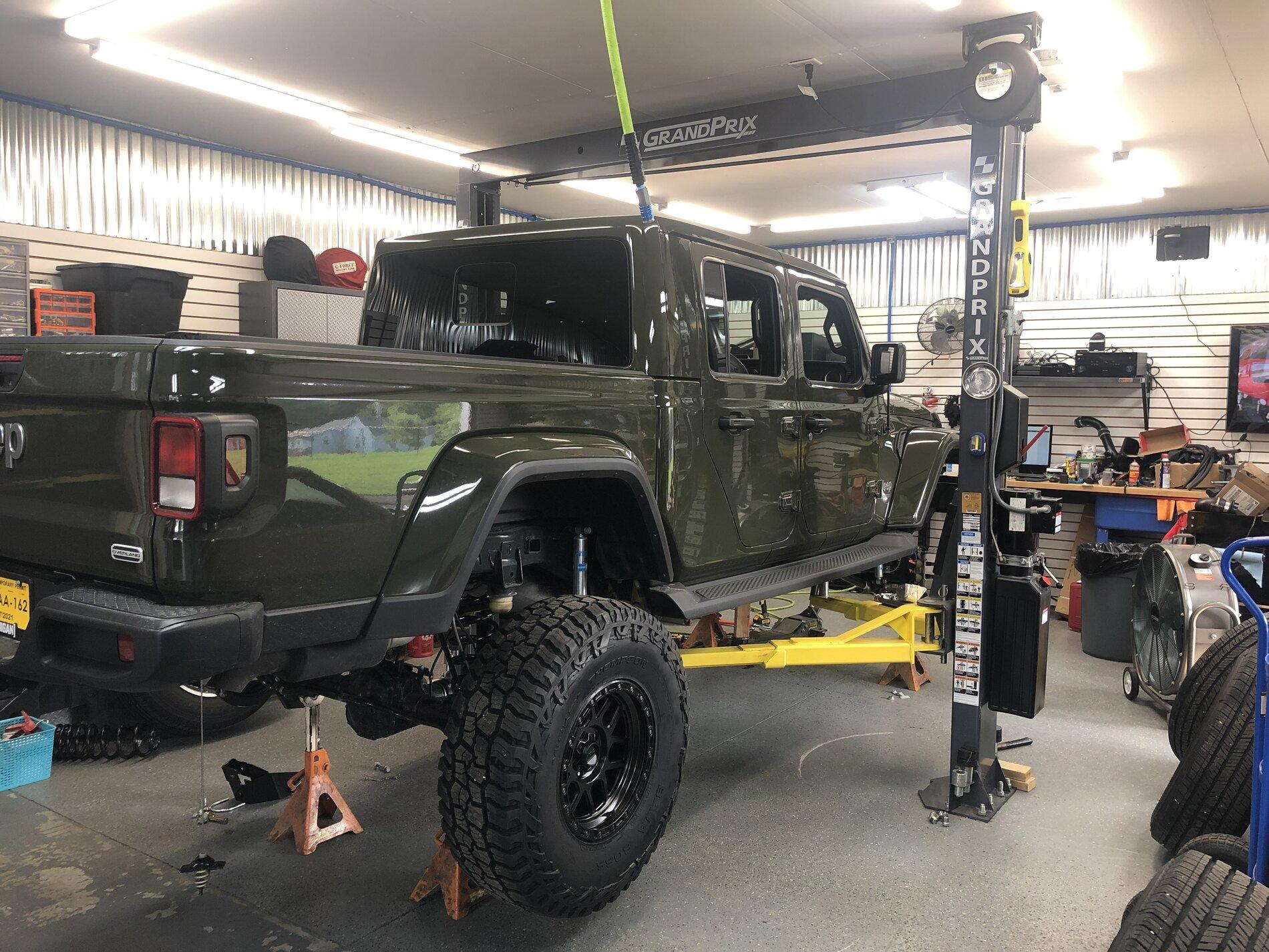 Jeep Gladiator JTRD lift options. C32FC526-03FF-48B5-81AA-922C8B77F9DA