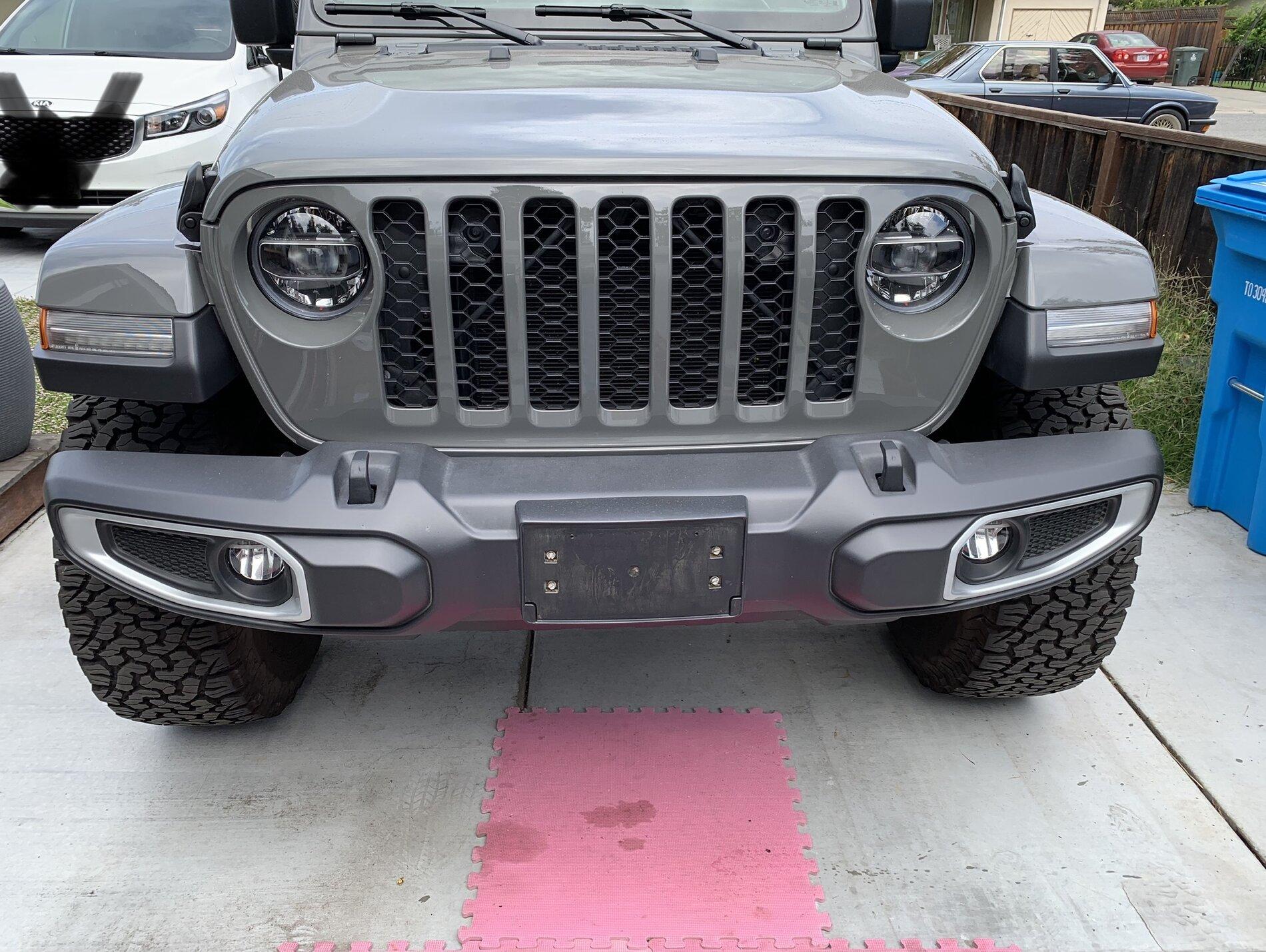 Jeep Gladiator Plastic Bumper For Free C5FFDB9B-7C35-4BDC-8700-A0B46938B0F2