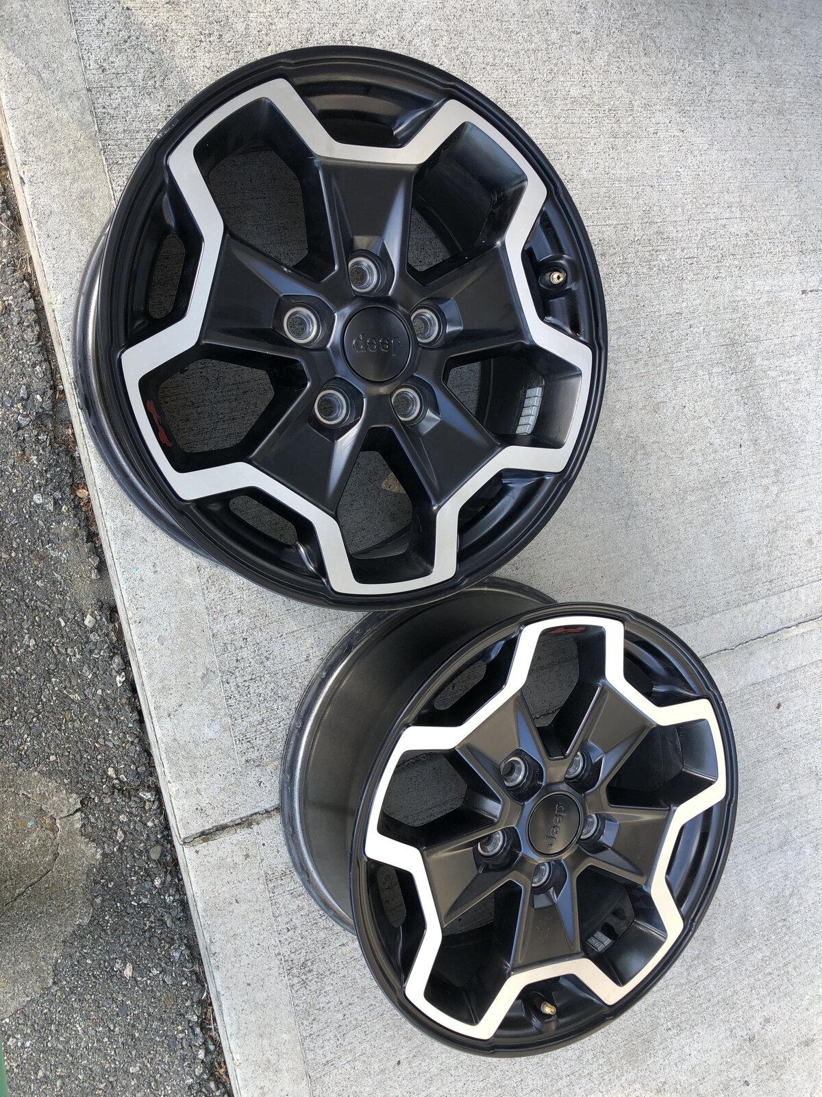 Jeep Gladiator Rubicon rims image