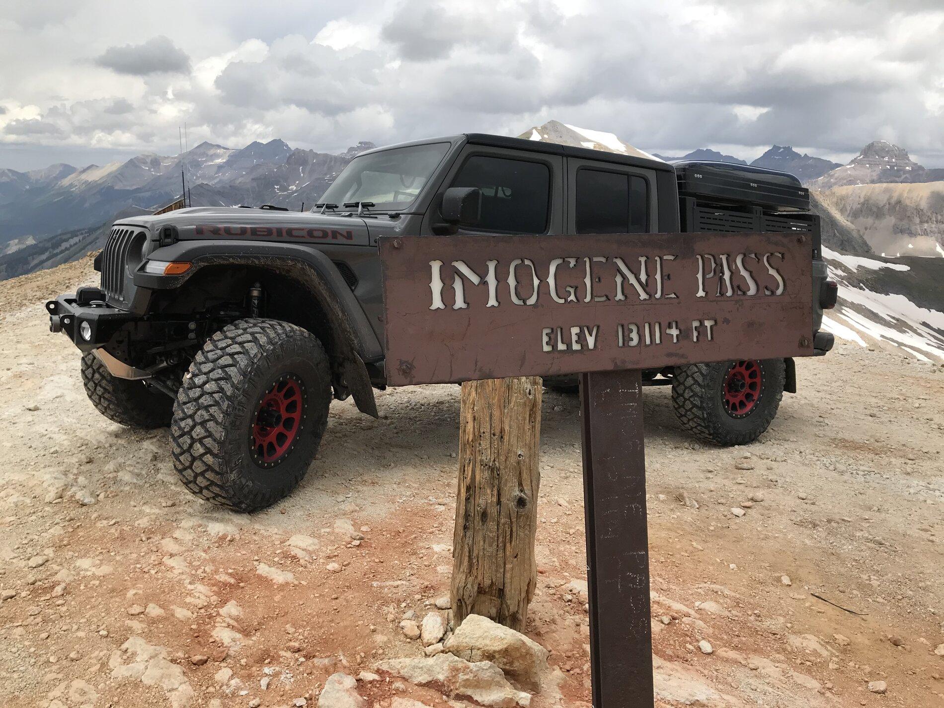 Jeep Gladiator STING GRAY Gladiator JT Club 3D13C478-C0A1-423B-9071-18B7D4DC4A2F
