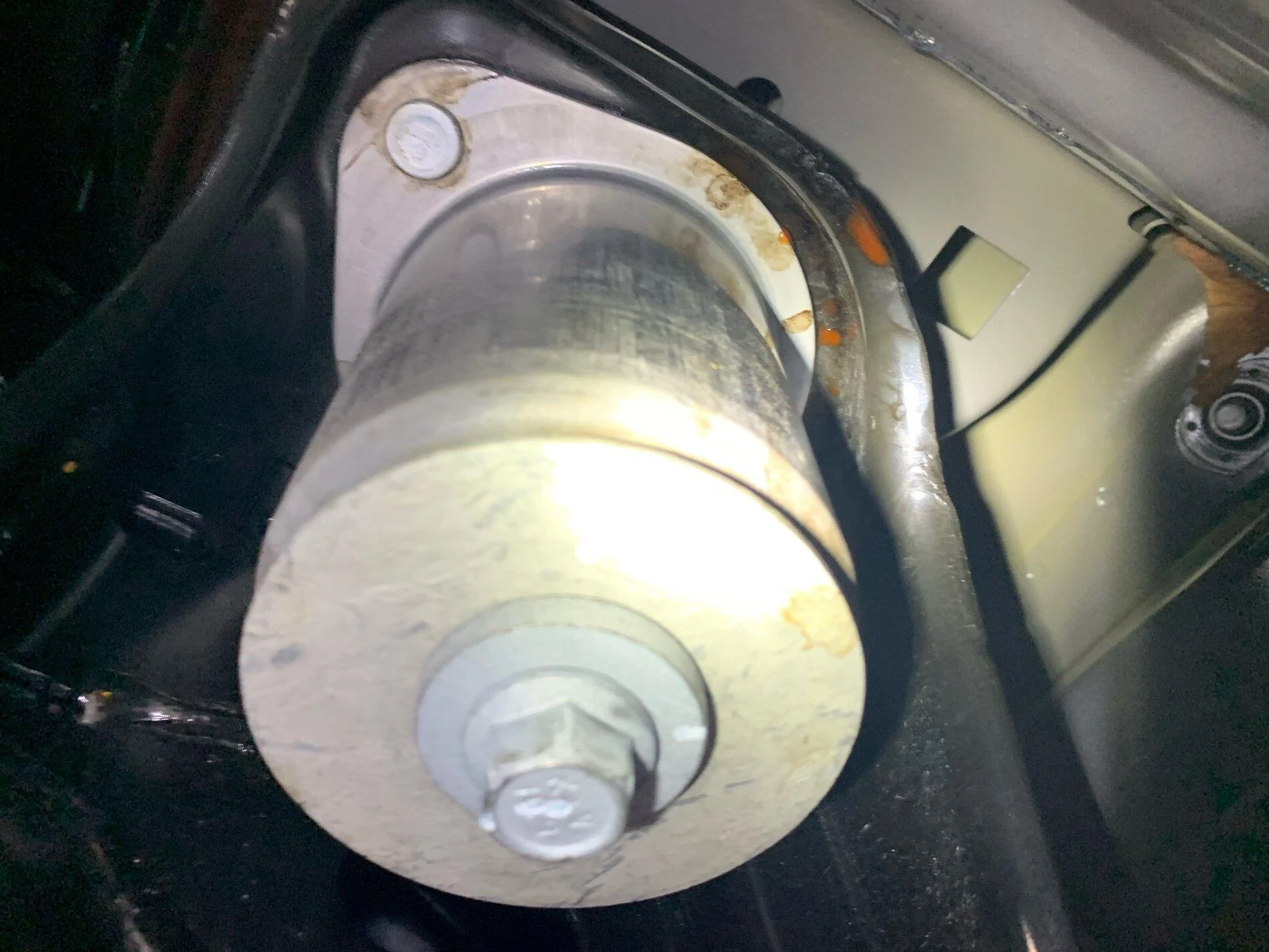 Jeep Gladiator First post and a nightmare story of a warranty! Leak 2