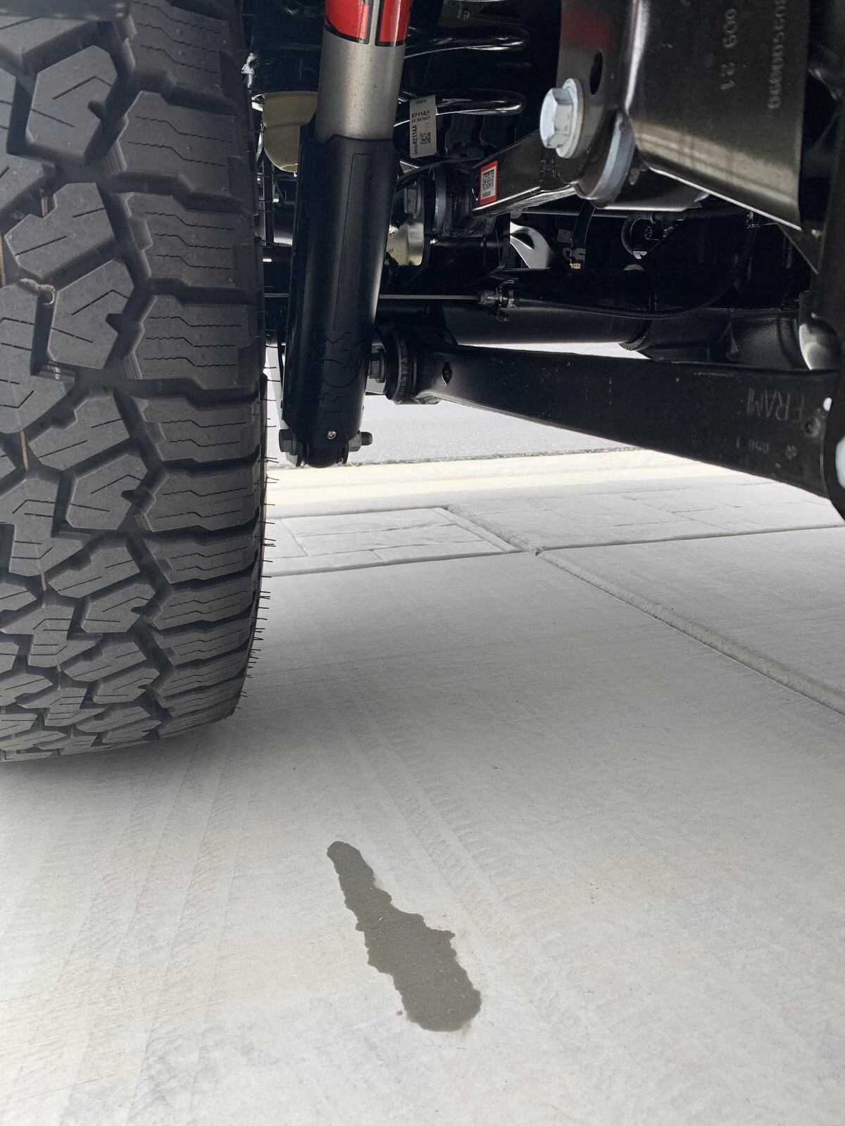 Jeep Gladiator First post and a nightmare story of a warranty! Leak 1a