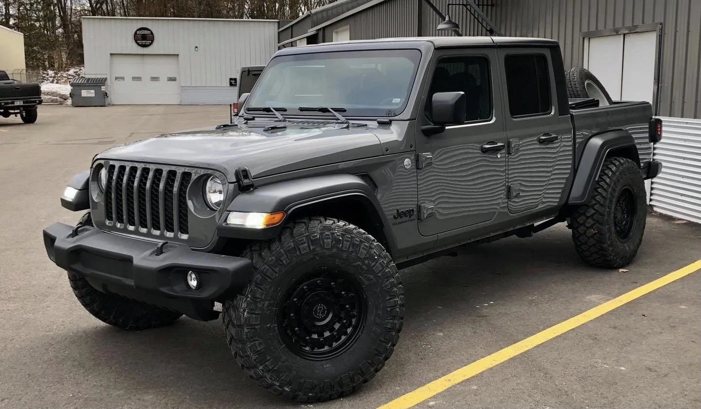 Jeep Gladiator New JT on the way, help!!! B4C3A3E6-C683-4CF8-B651-D2063FD06475