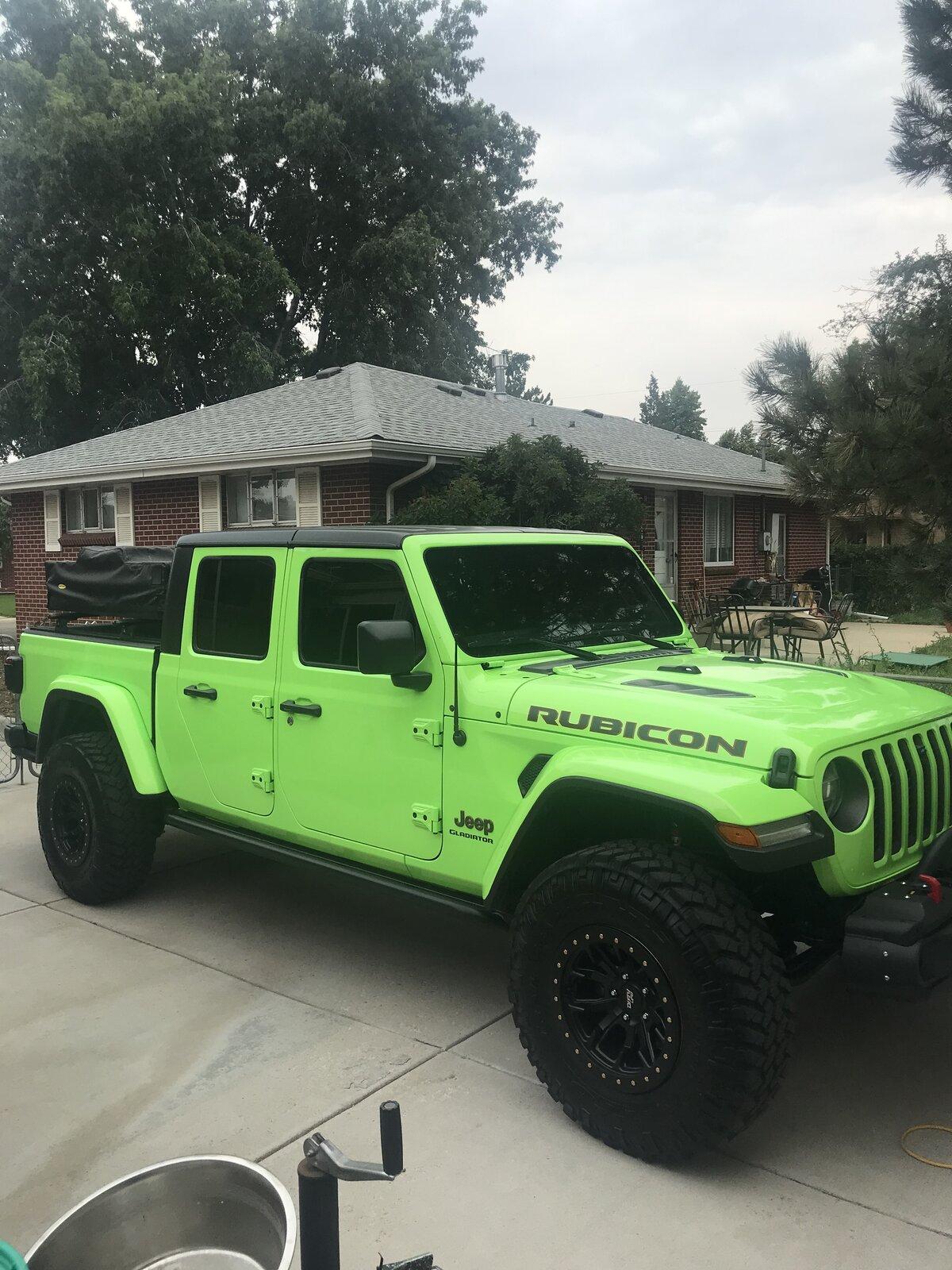 Jeep Gladiator Update, for sale: Finally getting Wrapped... Inozetek SuperGloss Acid Green Gladiator (updated with pictures) 1A40623E-998B-4394-9CA0-BD491934221A