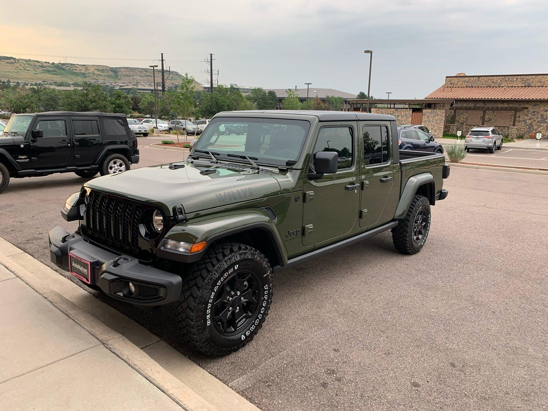 Jeep Gladiator SARGE GREEN Gladiator club CF26D114-440A-4AE2-BB4A-A155126B4620