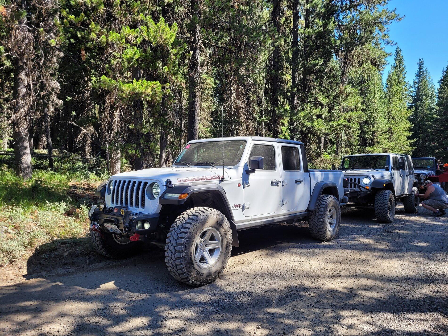 Jeep Gladiator 37s or 35s? air down