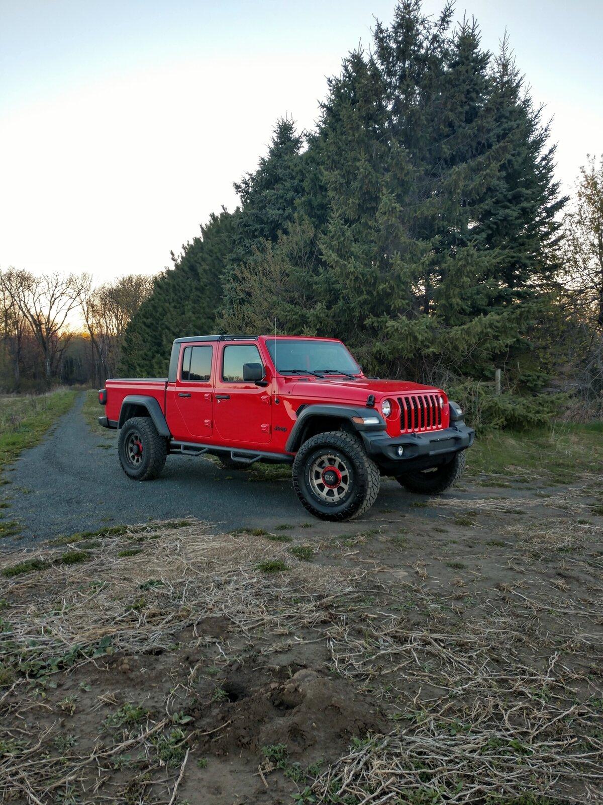 Jeep Gladiator Lets see all those Gladiators with lifts and bigger tires! IMG_20210428_195311524_HDR