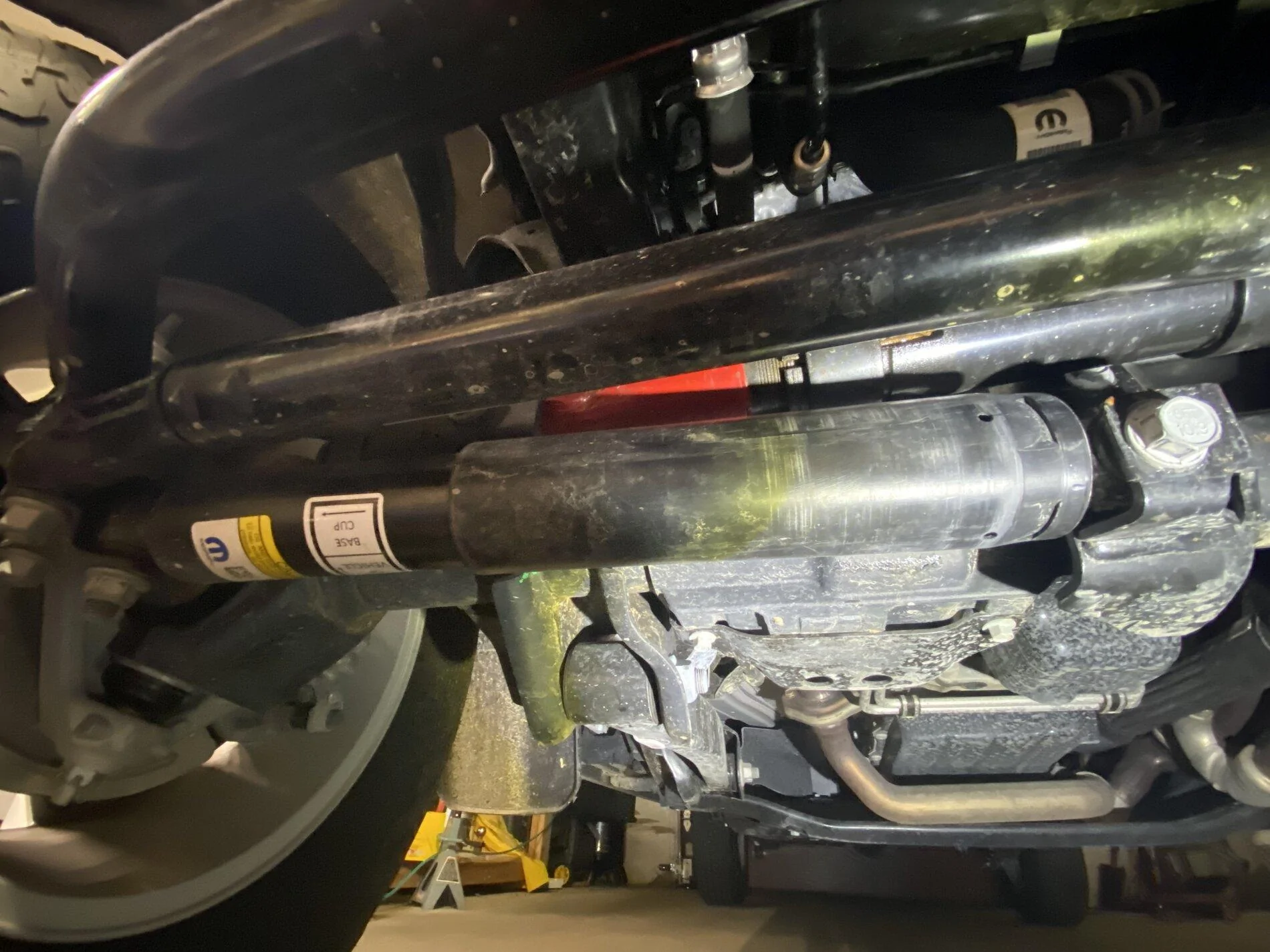Jeep Gladiator Fox steering stabilizer install help IMG_0588