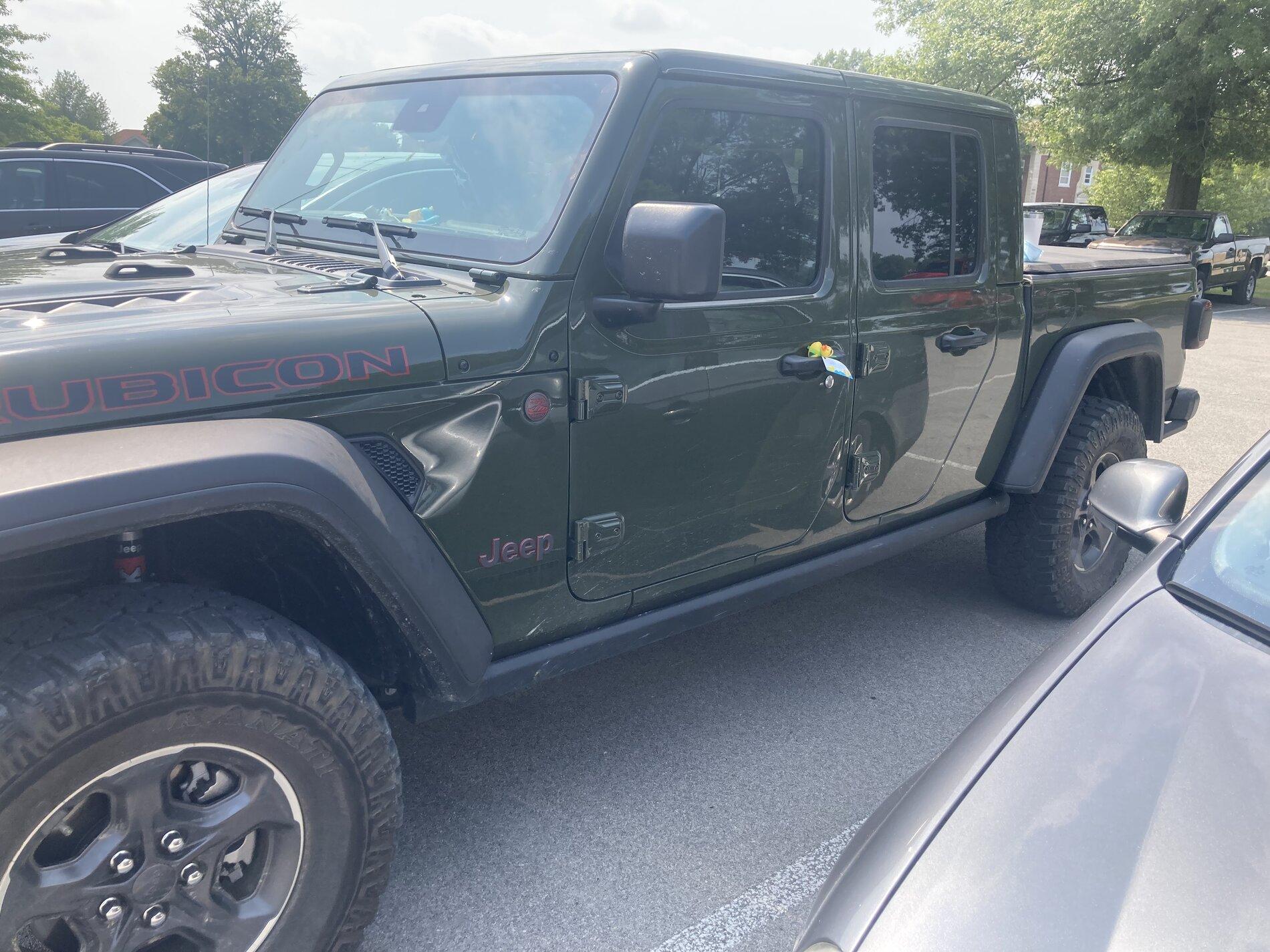 Jeep Gladiator Get a duck yet? 44AD13E8-E673-4BEC-913F-C69FD28D2F4C