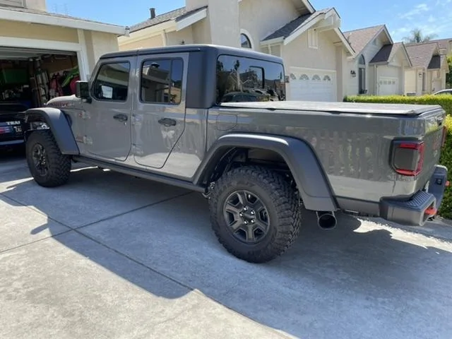 Jeep Gladiator Which exhaust is everyone opting for CDEEB926-3C58-493C-B4E3-E4933E93330B