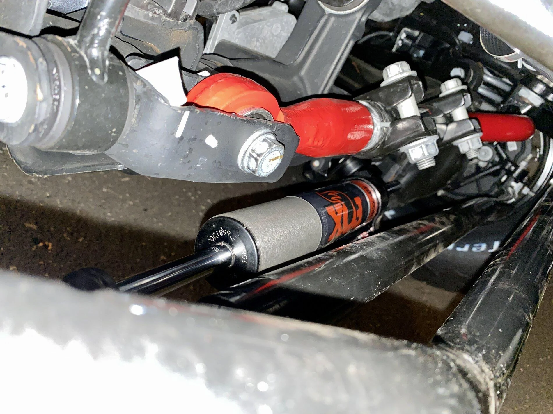 Jeep Gladiator Fox steering stabilizer install help 6B877110-6F09-4035-8A4B-43A566845AF0