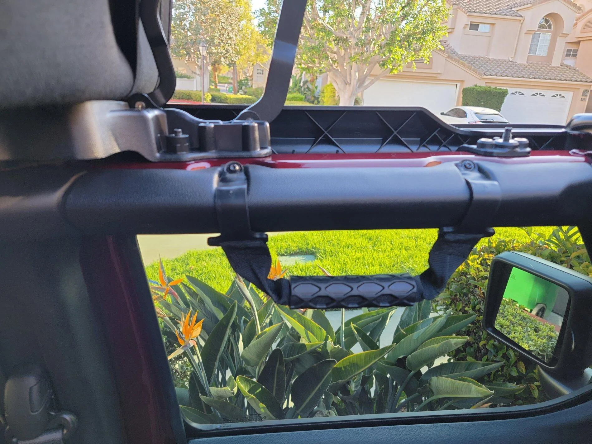 Jeep Gladiator Mopar front grab handles with Bestop Sunrider 20210721_181825
