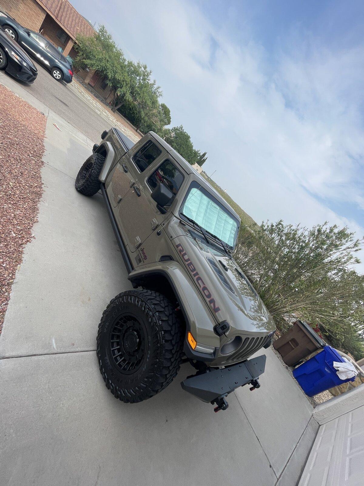 Jeep Gladiator Anyone running steel bumpers without a winch? C561E662-1853-4CEE-A9FE-FDA0FAD7EC2A