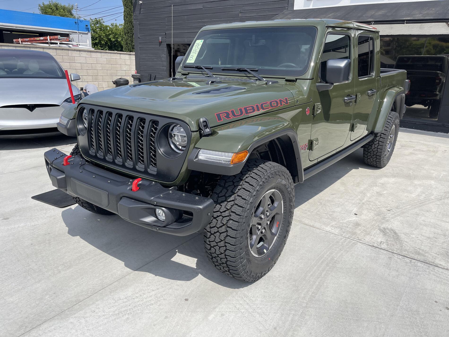 Jeep Gladiator Rubicon Wheels and Tires Take Offs IMG_2370