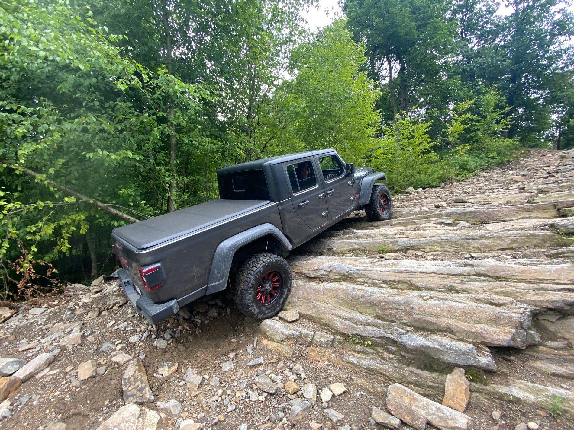 Jeep Gladiator Advise wanted - Offroad mods 222304629_4226807970707624_4916325224619173179_n