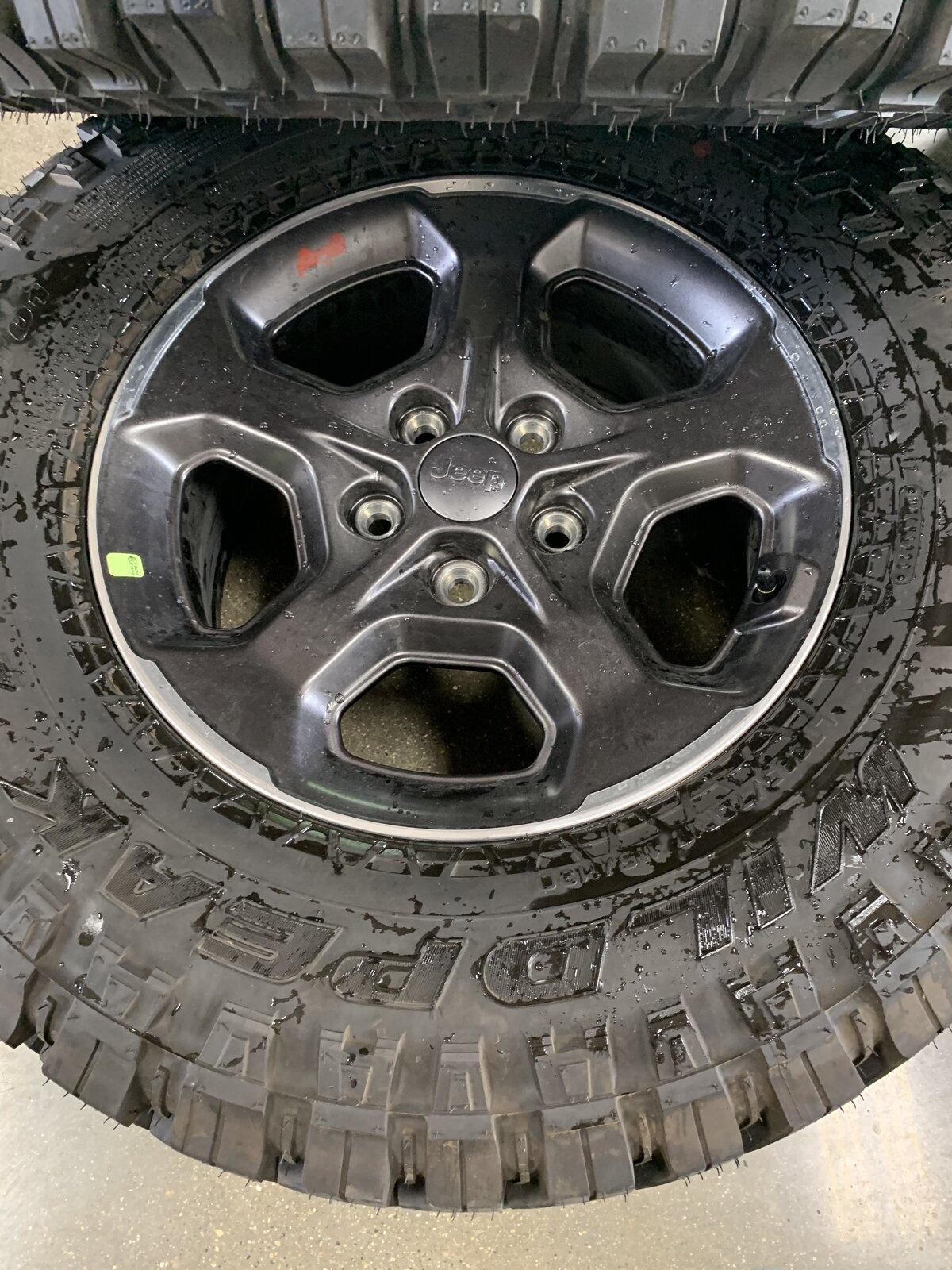 Jeep Gladiator 4 plus spare Rubicon takeoffs with Falcon Wildpeak MT, 500 miles. 00688627-9C3E-43DF-A3C4-CEF557009B5C