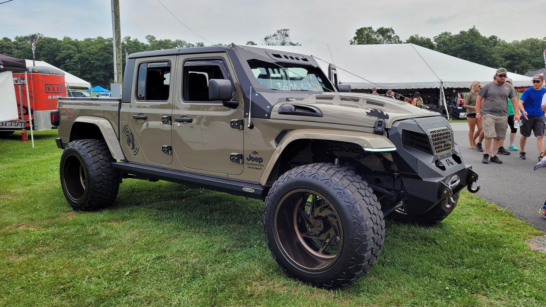 Jeep Gladiator Jeeps PA Show at Carlisle Pa July 24-25 20210725_113257