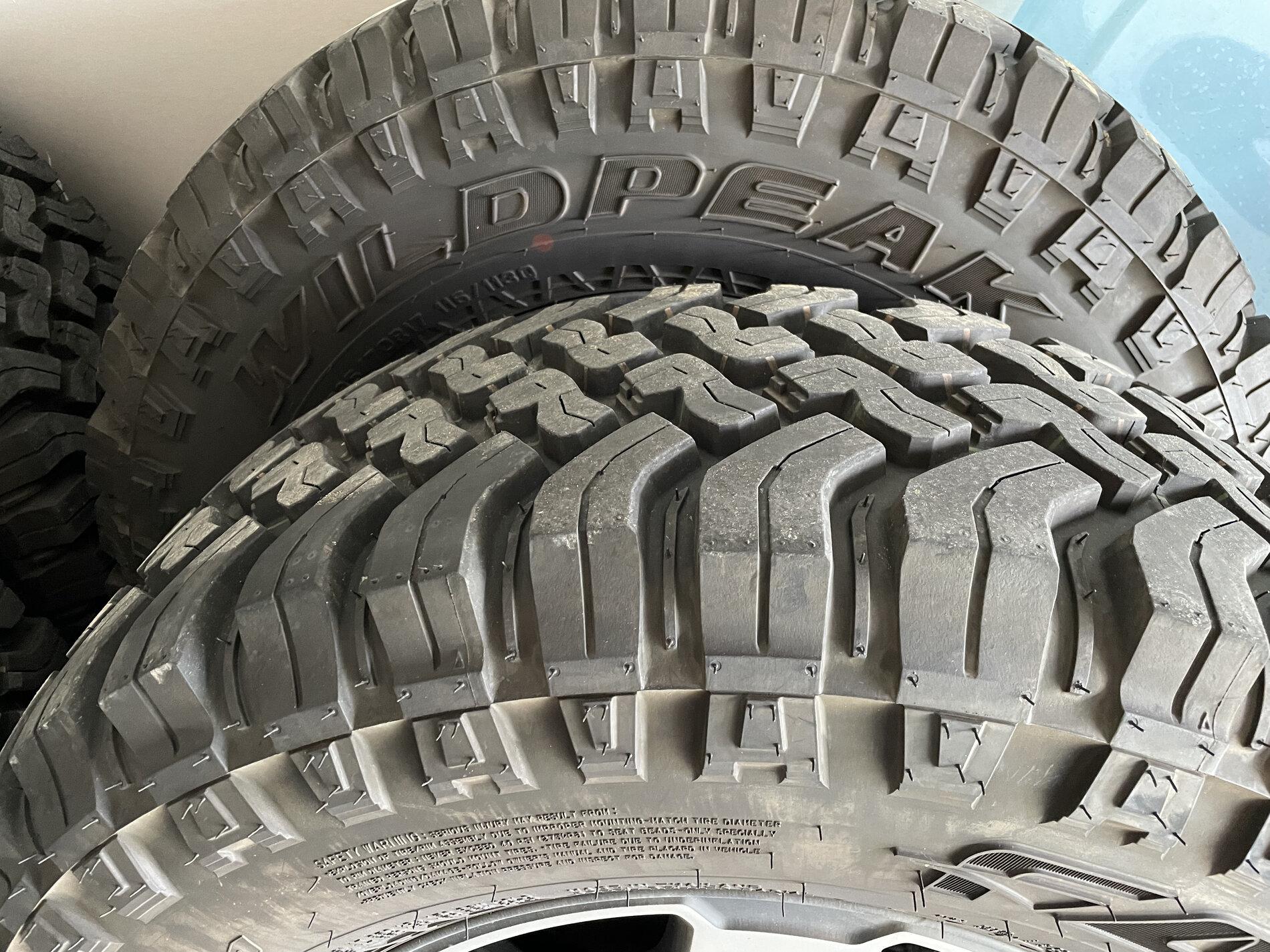 Jeep Gladiator Mojave (premium) Wheels/Tires w/spare Falken Wildpeak MT, w/TPMS IMG_3269