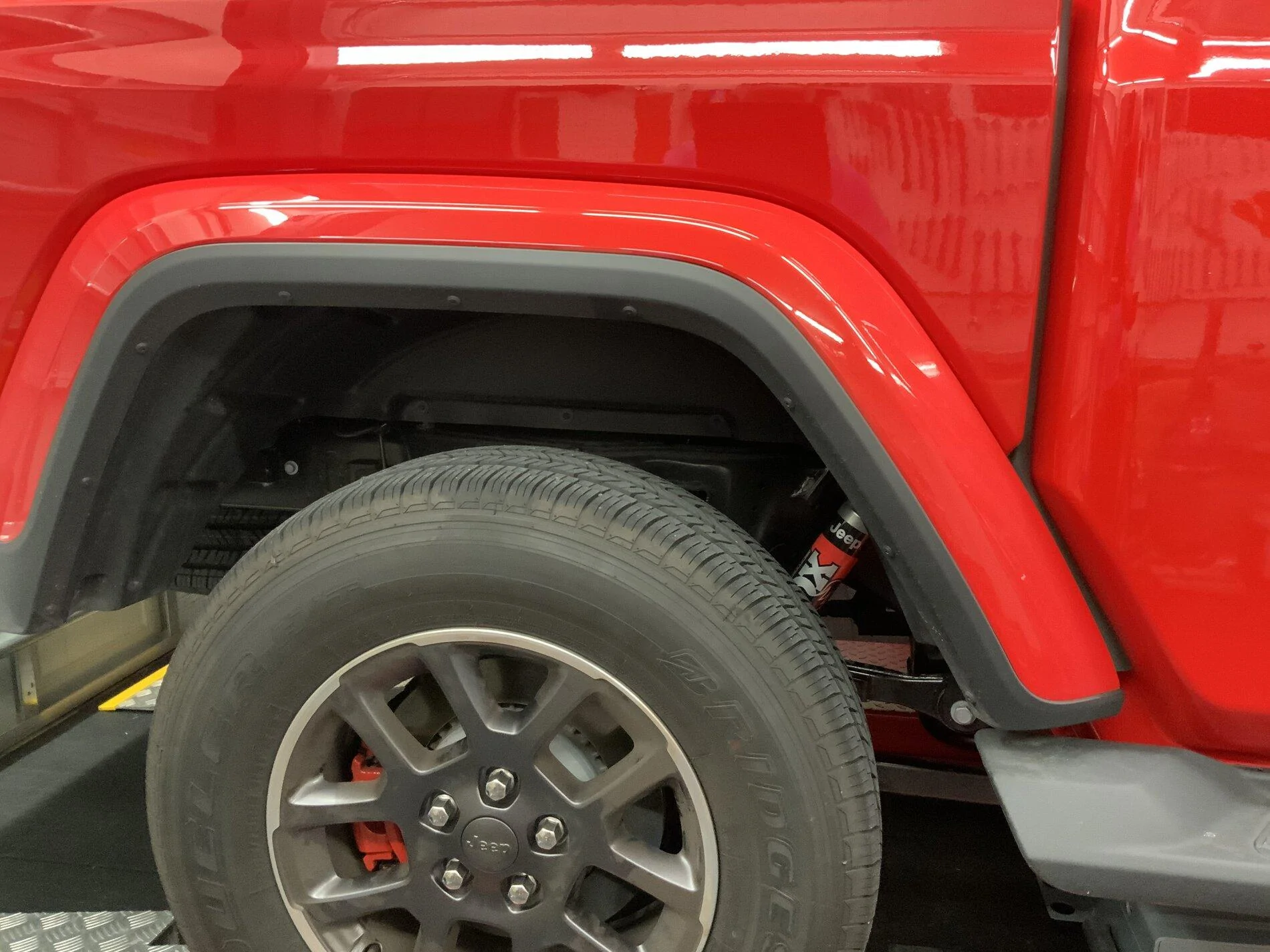 Jeep Gladiator Caliper Covers vs. Paint - Yea or Nay? C085B4E8-7CE6-43C9-A9F7-B4BDD1B85327