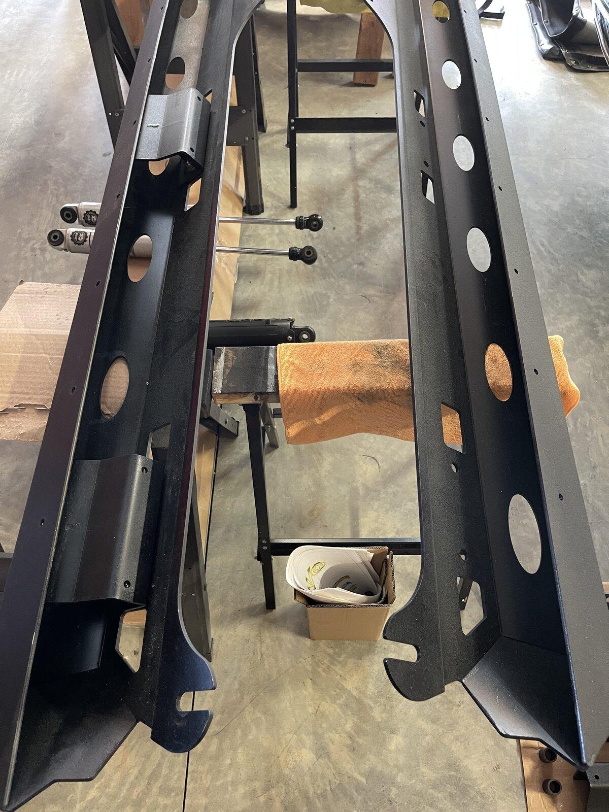 Jeep Gladiator Evo Rock Sliders IMG_2040