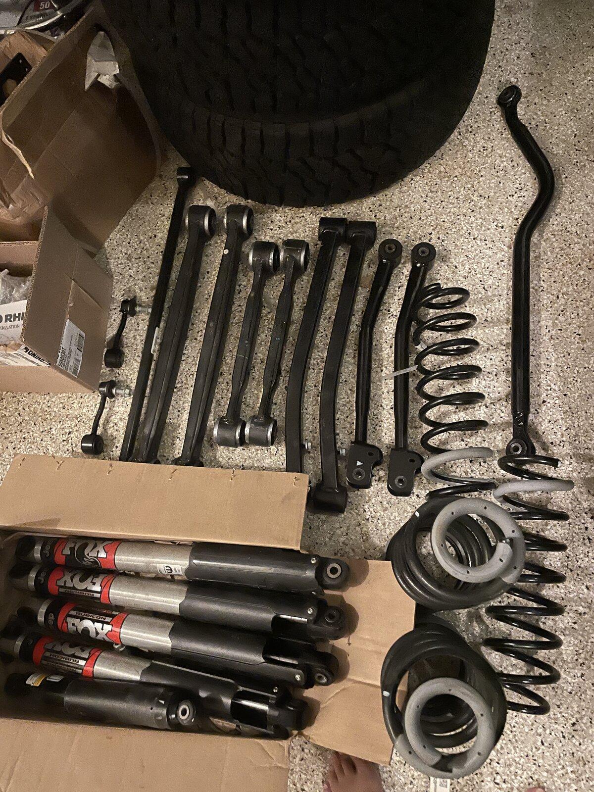 Jeep Gladiator OEM Rubicon Diesel Full Suspension E88EAFC9-652B-4241-9D2C-BCD4DA2DBAB7